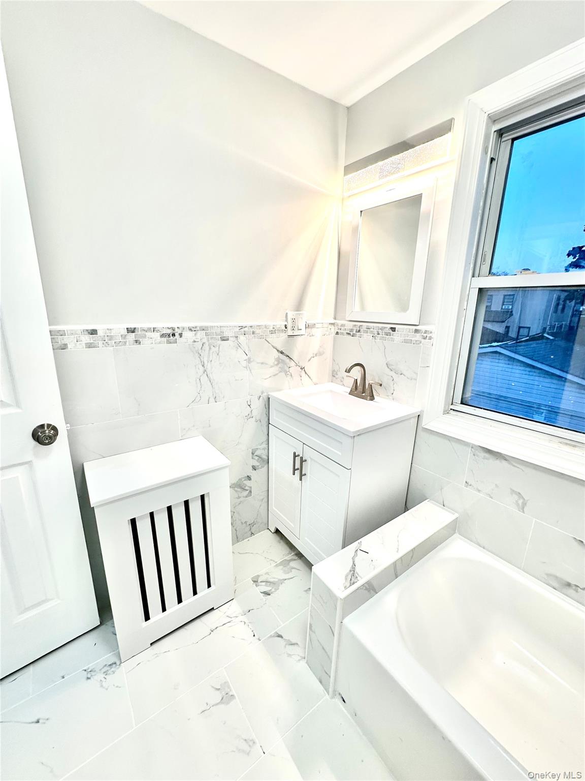 13749 231st Street, Laurelton, NY 11413