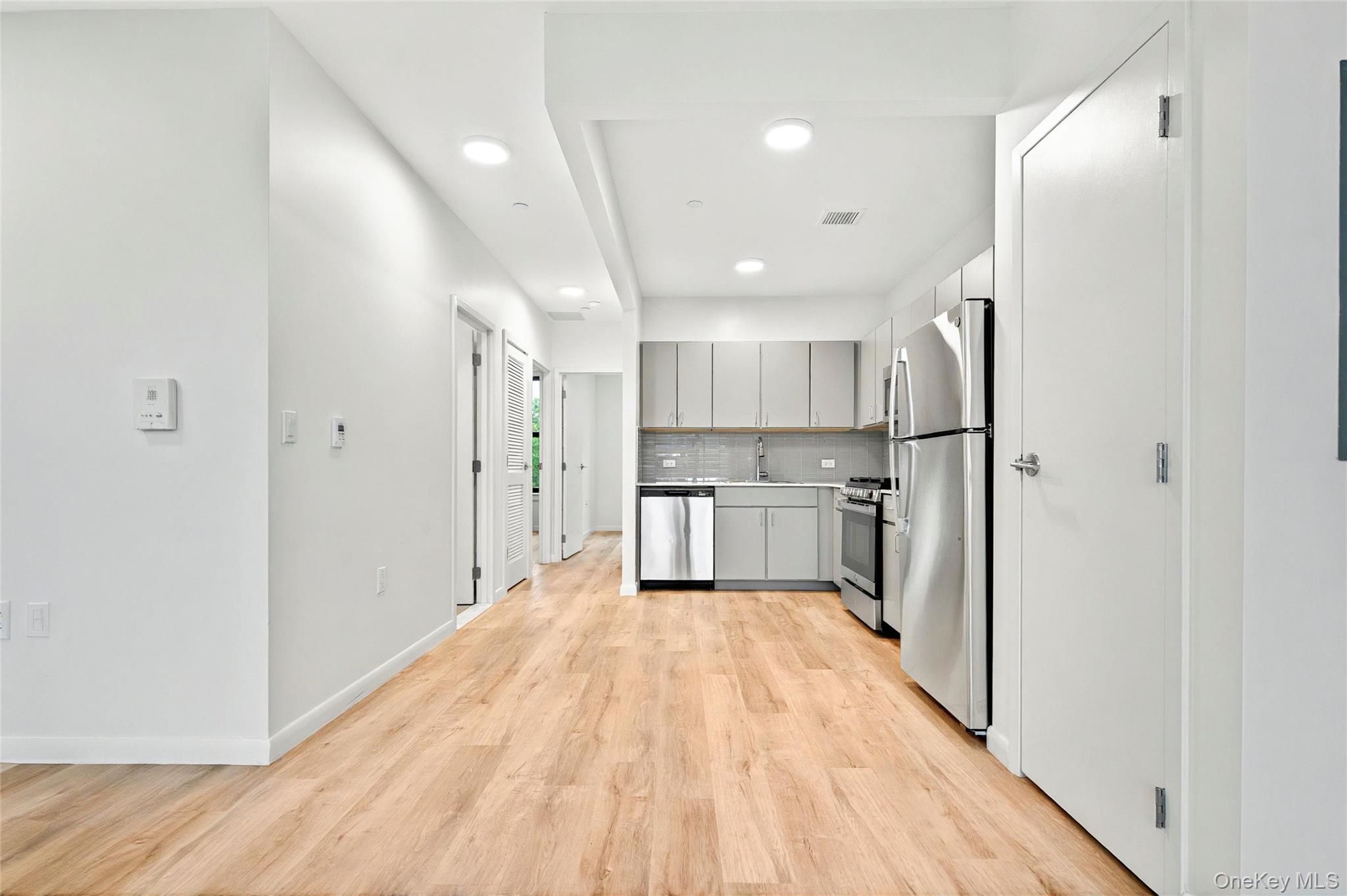 1731 Lacombe Avenue # 4B, Bronx, NY 10473