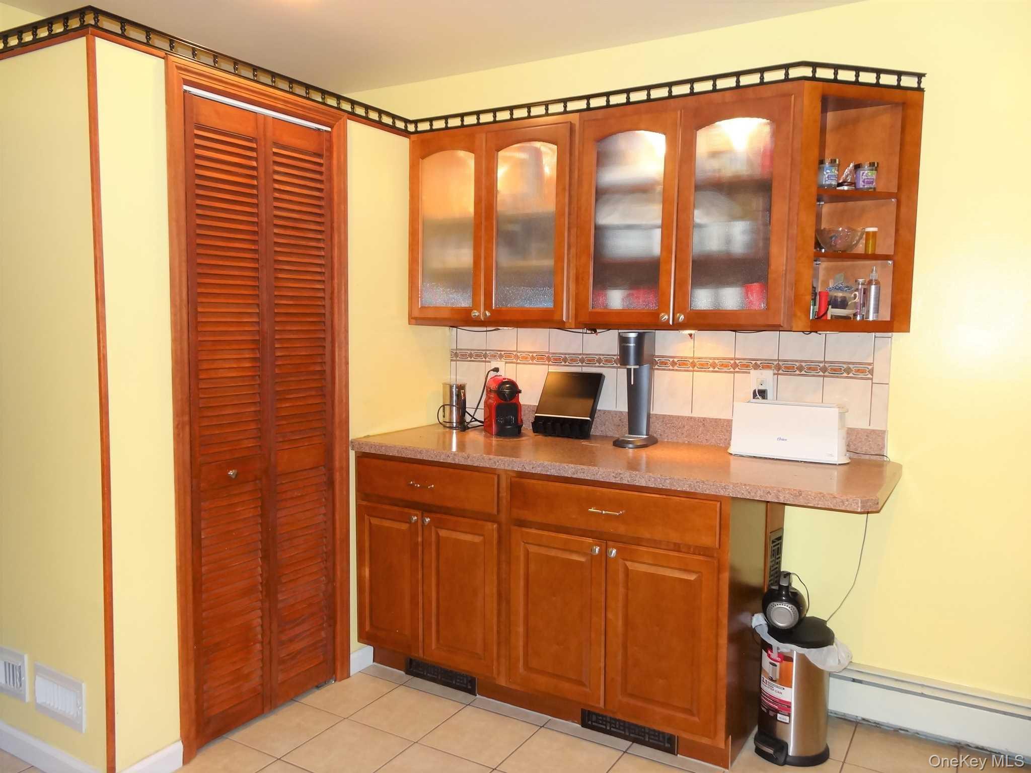 23 PASTURE Lane, Poughkeepsie, NY 12603