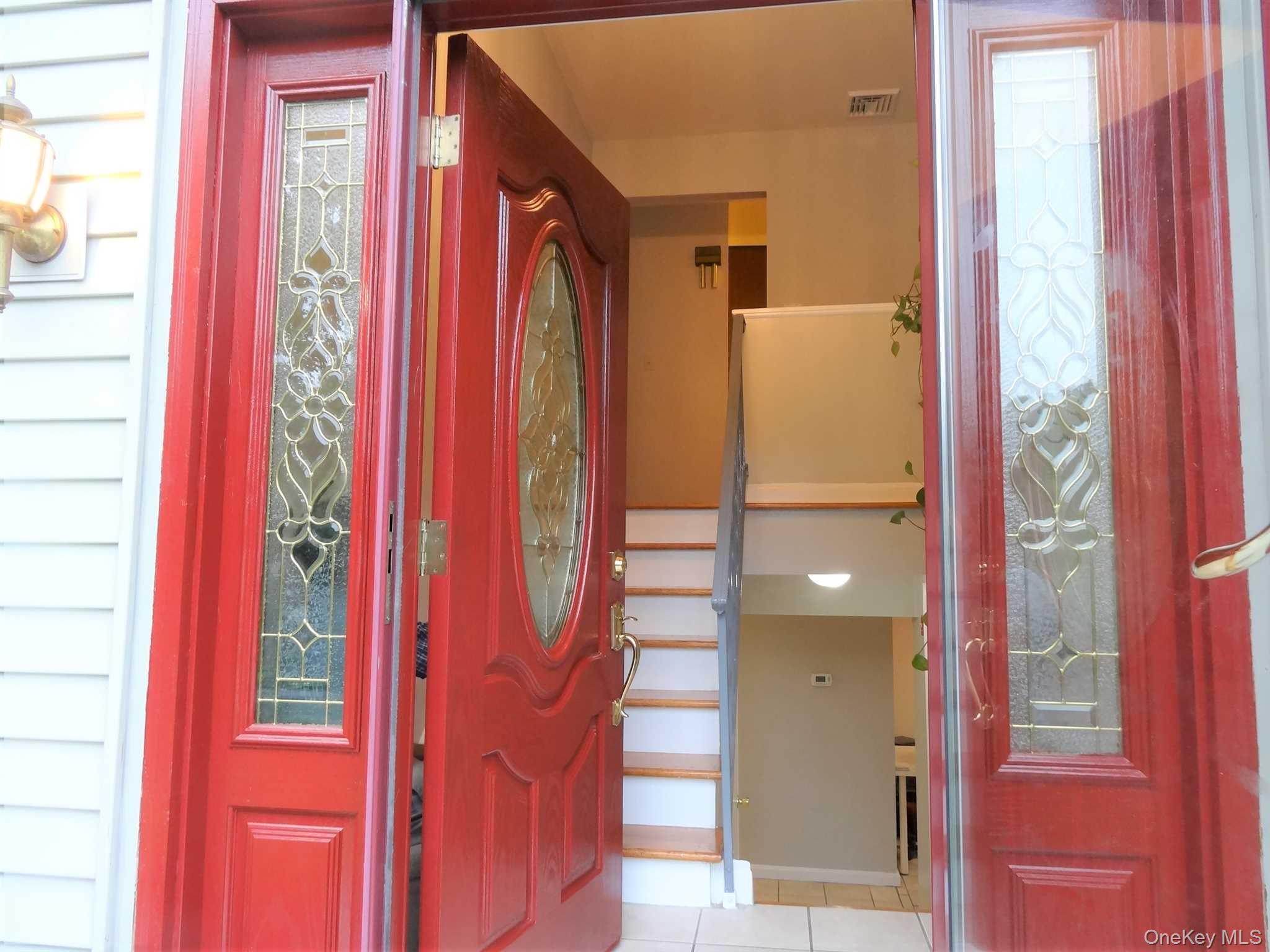 23 PASTURE Lane, Poughkeepsie, NY 12603