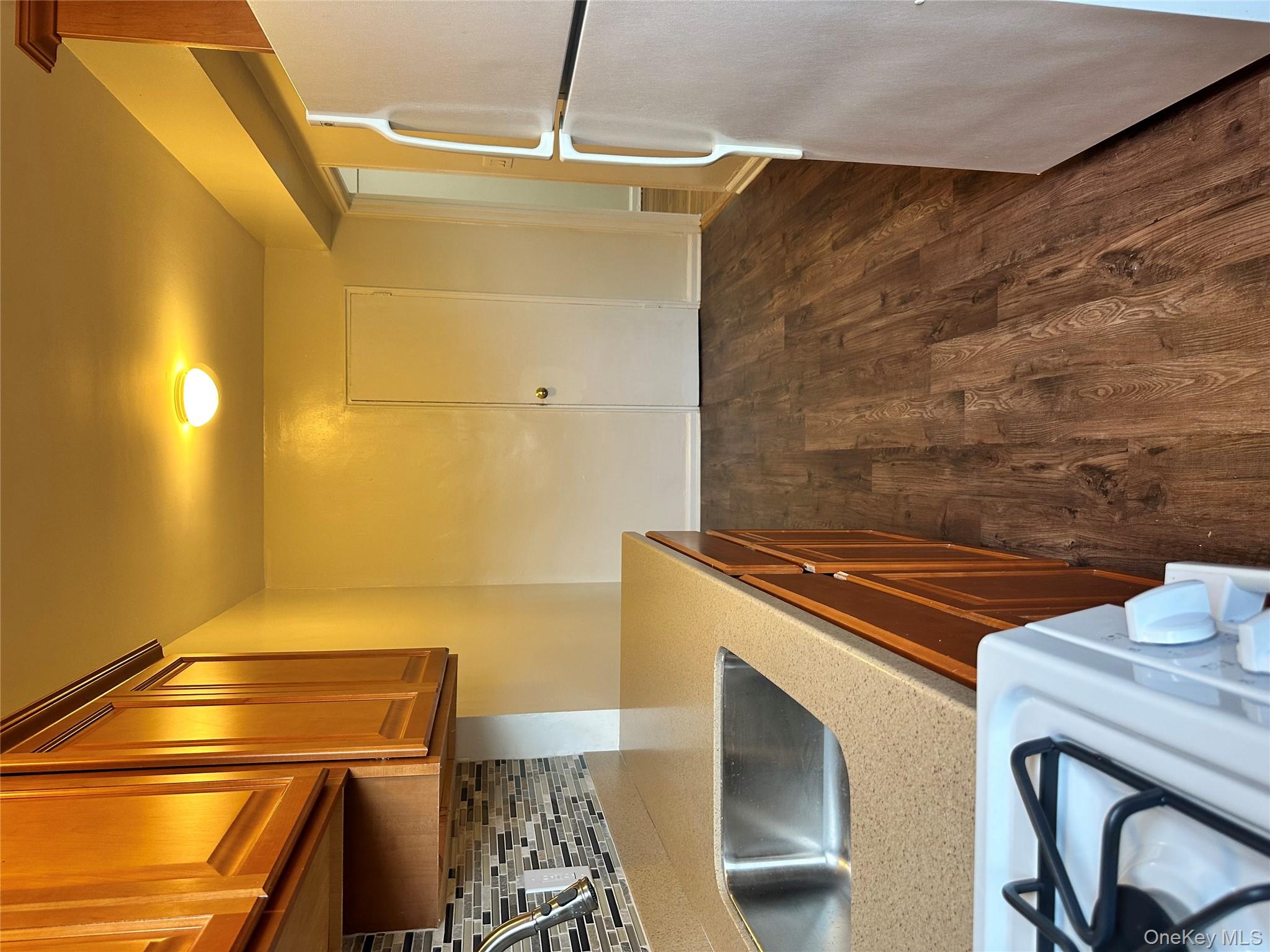 150-25 72 Road # 1J, Flushing, NY 11367