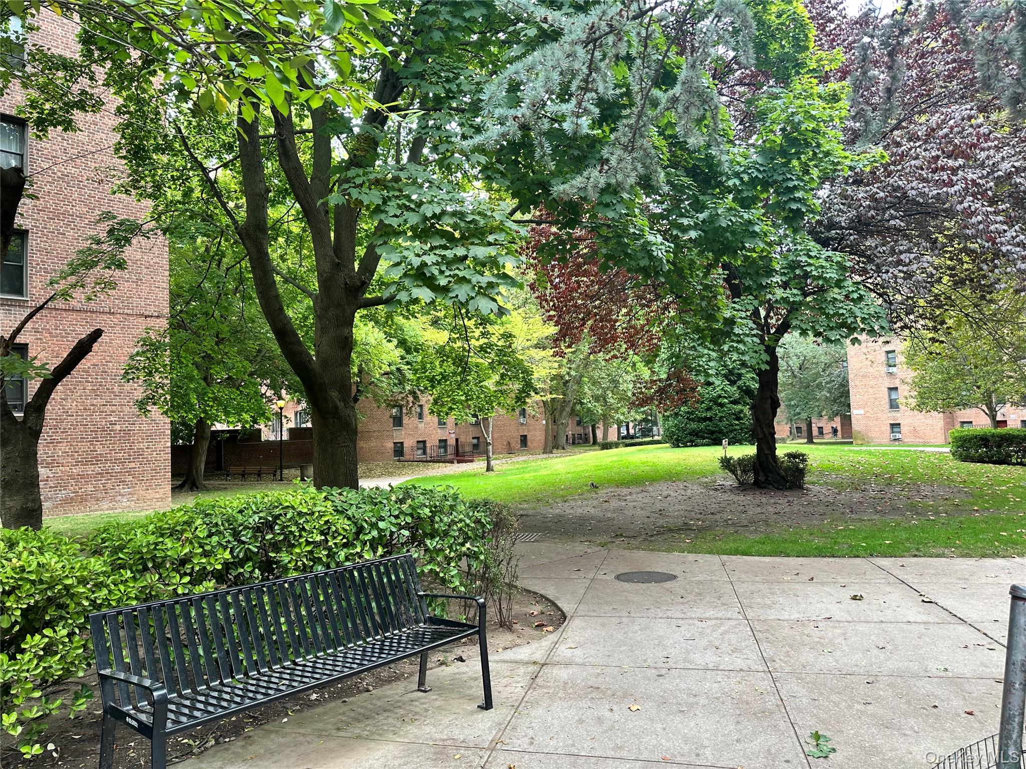 150-25 72 Road # 1J, Flushing, NY 11367