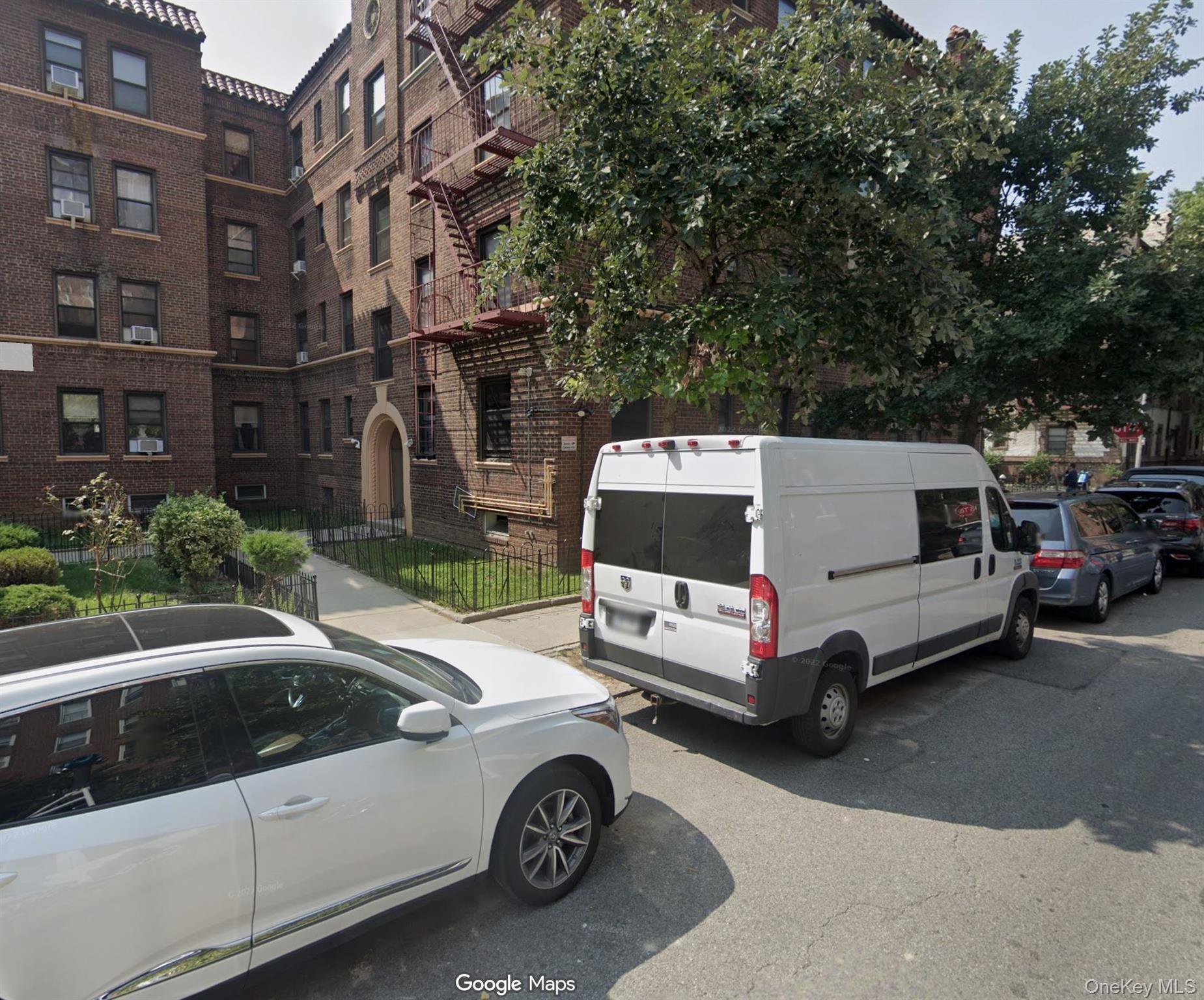 62-64 Saunders Street # 4P, Rego Park, NY 11374