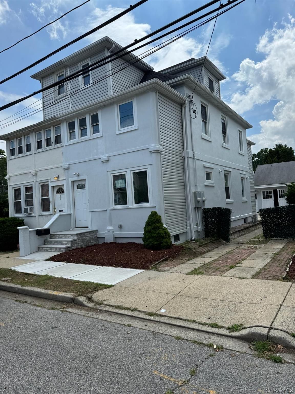 44 Lewis Avenue, New Hyde Park, NY 11040