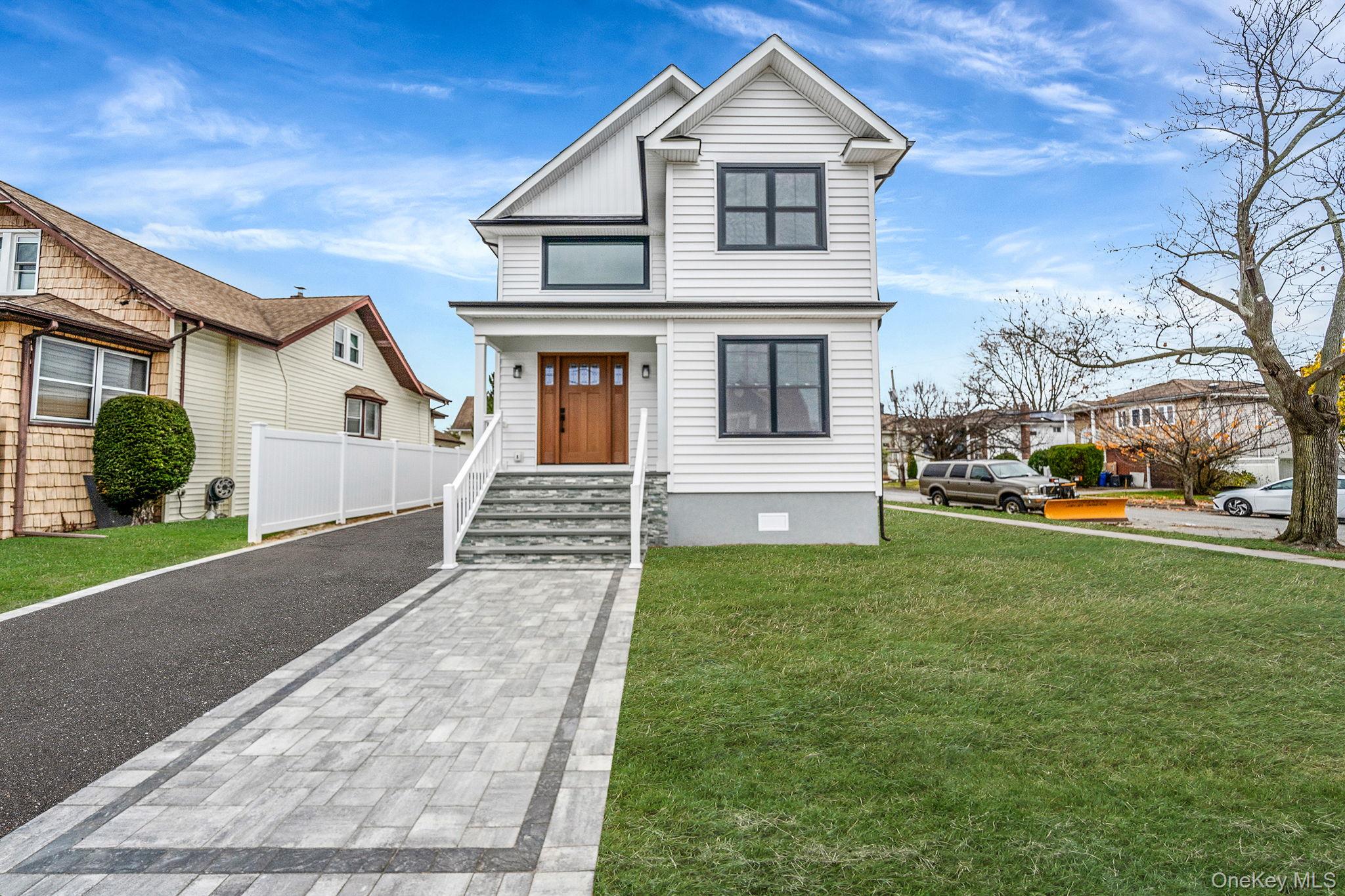 2929 Yale Place, Baldwin, NY 11510