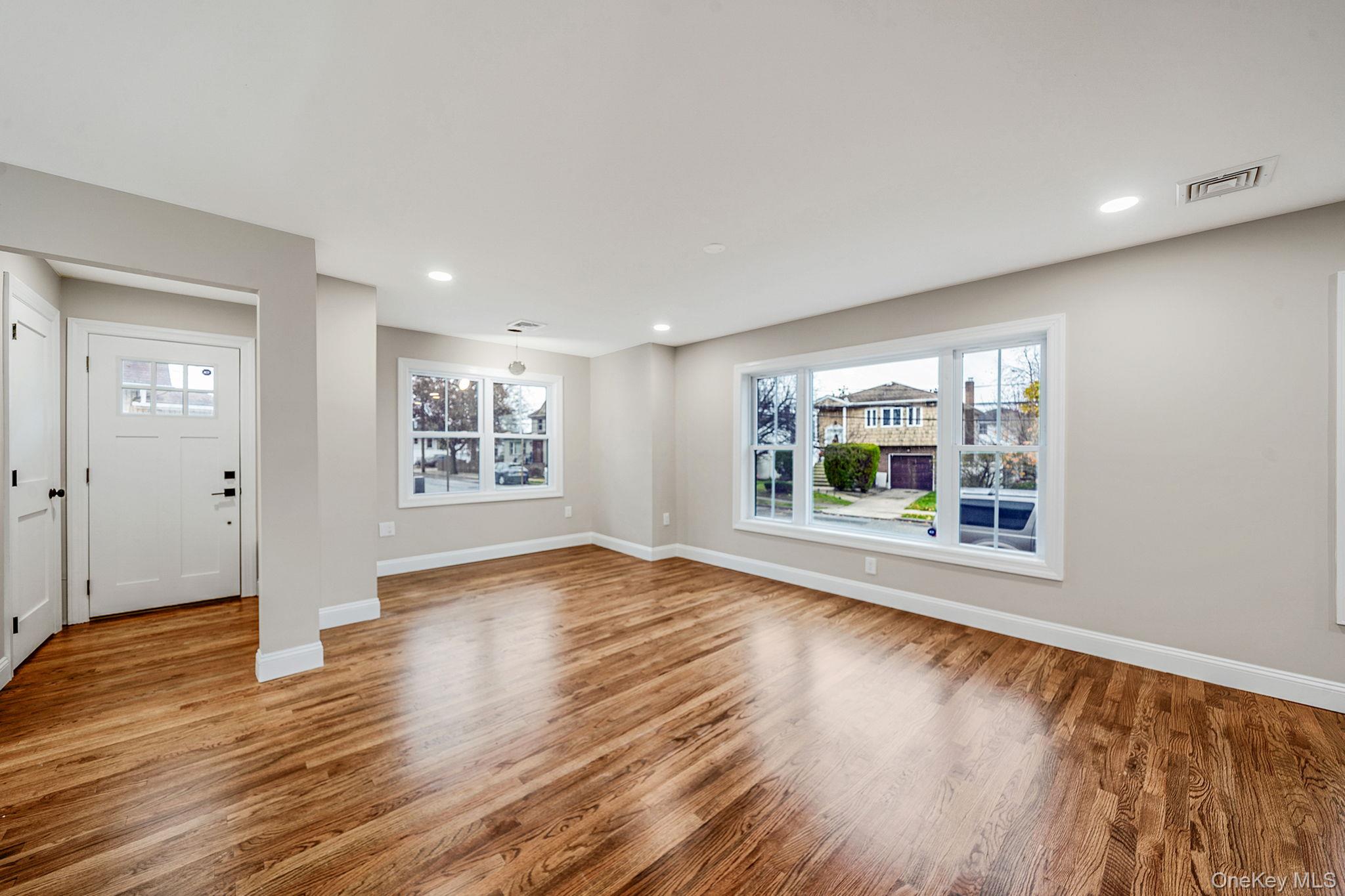 2929 Yale Place, Baldwin, NY 11510