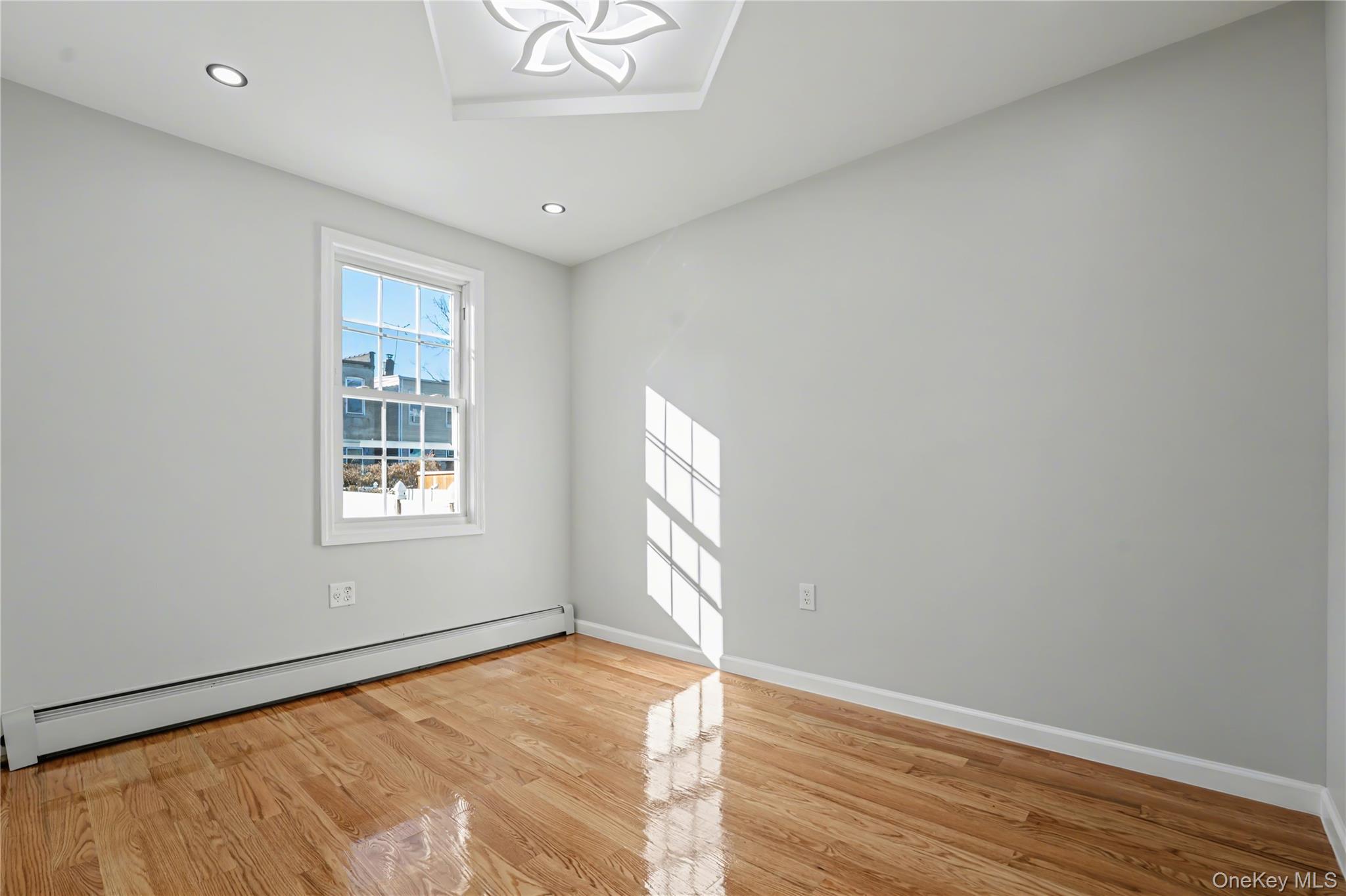 94-42 113th Street, Richmond Hill, NY 11419