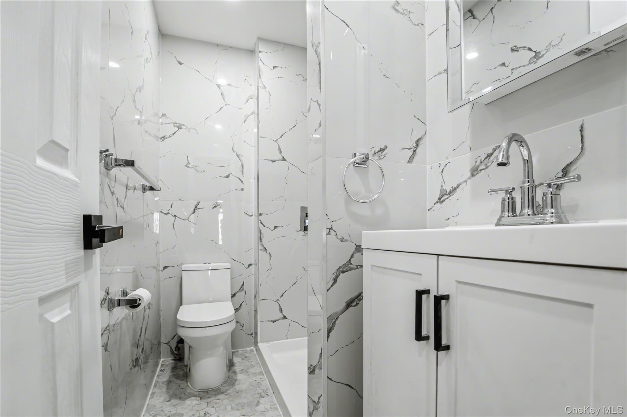 94-42 113th Street, Richmond Hill, NY 11419