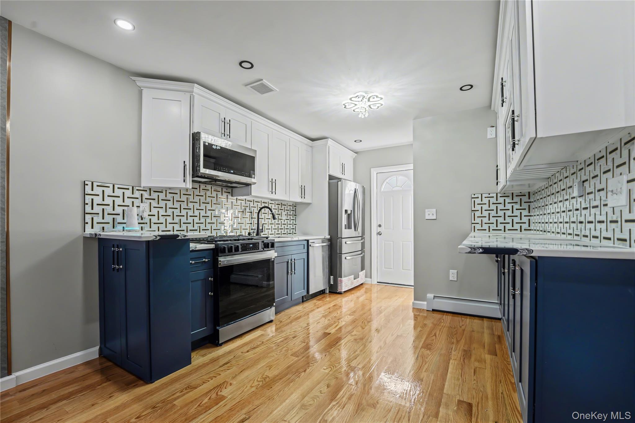 94-42 113th Street, Richmond Hill, NY 11419