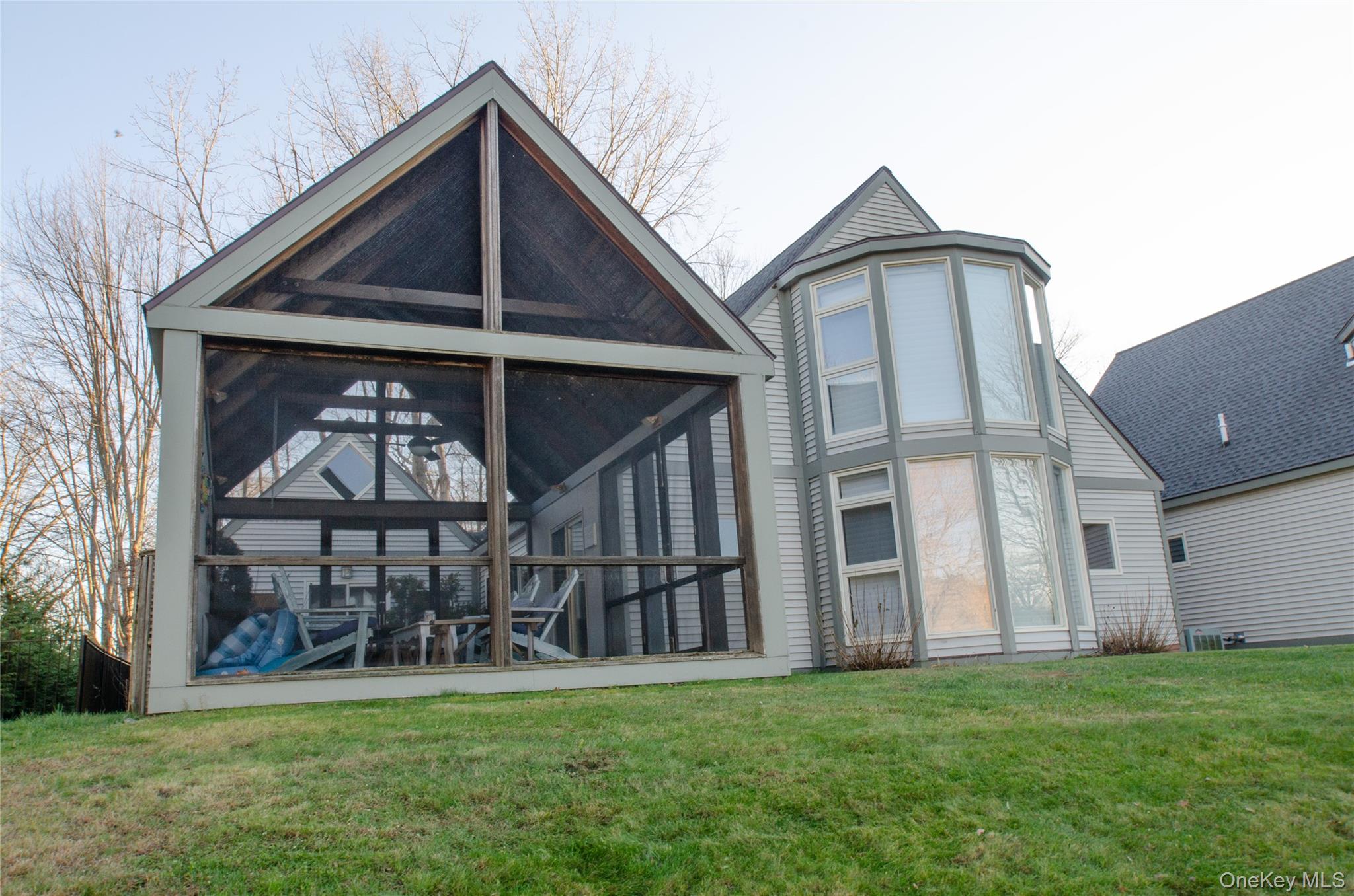 322 Arcadia Drive, ANCRAMDALE, NY 12503