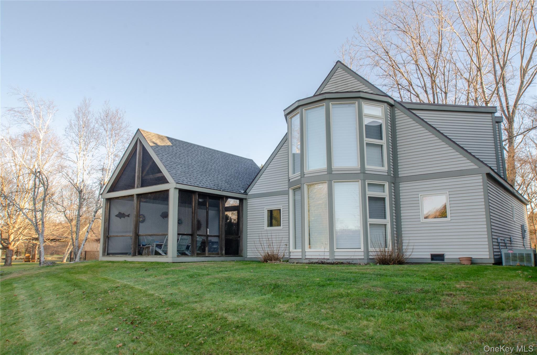 322 Arcadia Drive, ANCRAMDALE, NY 12503