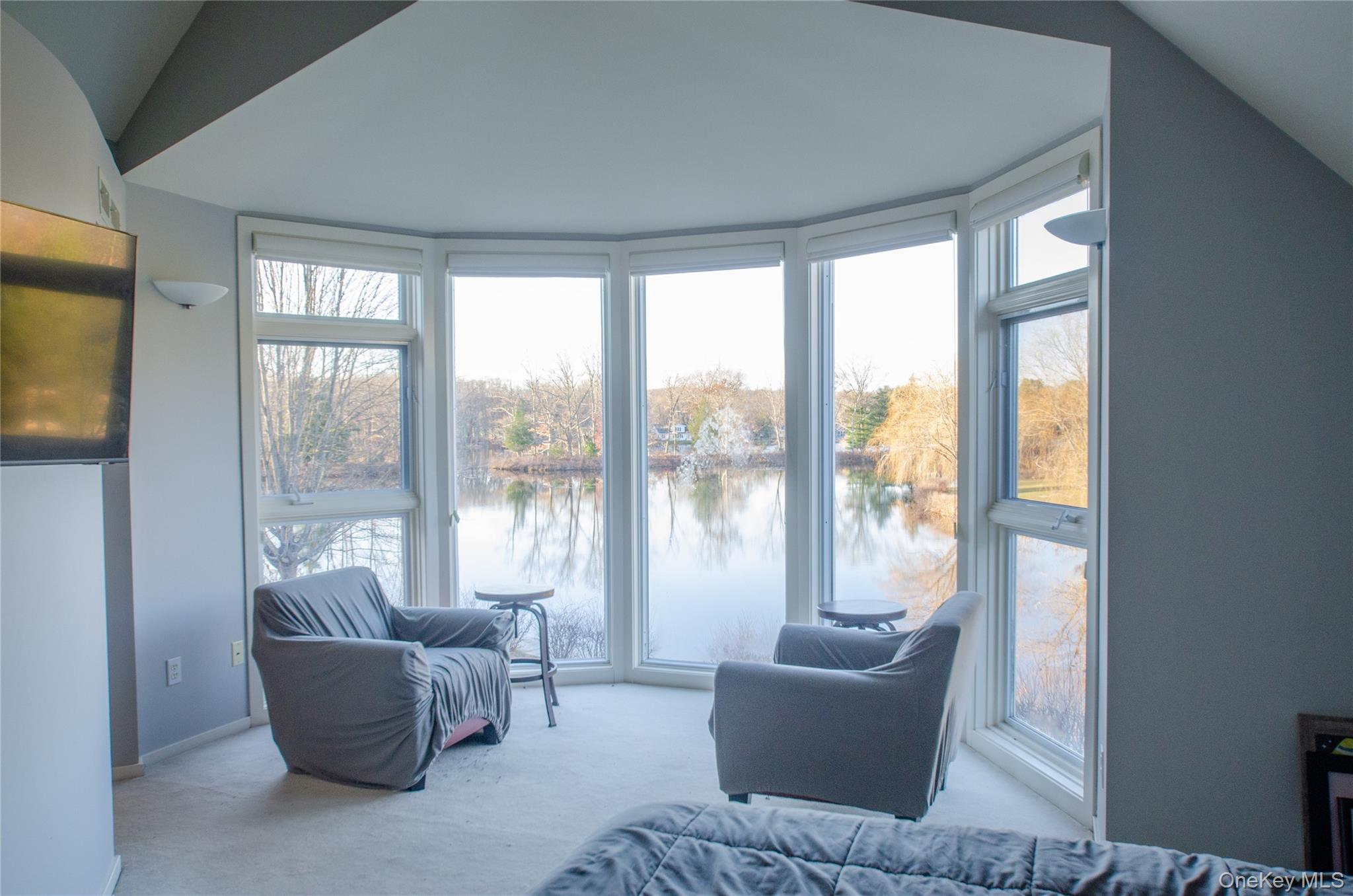 322 Arcadia Drive, ANCRAMDALE, NY 12503