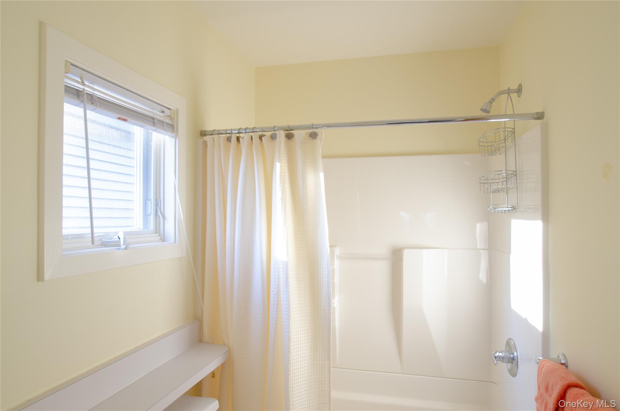 322 Arcadia Drive, ANCRAMDALE, NY 12503