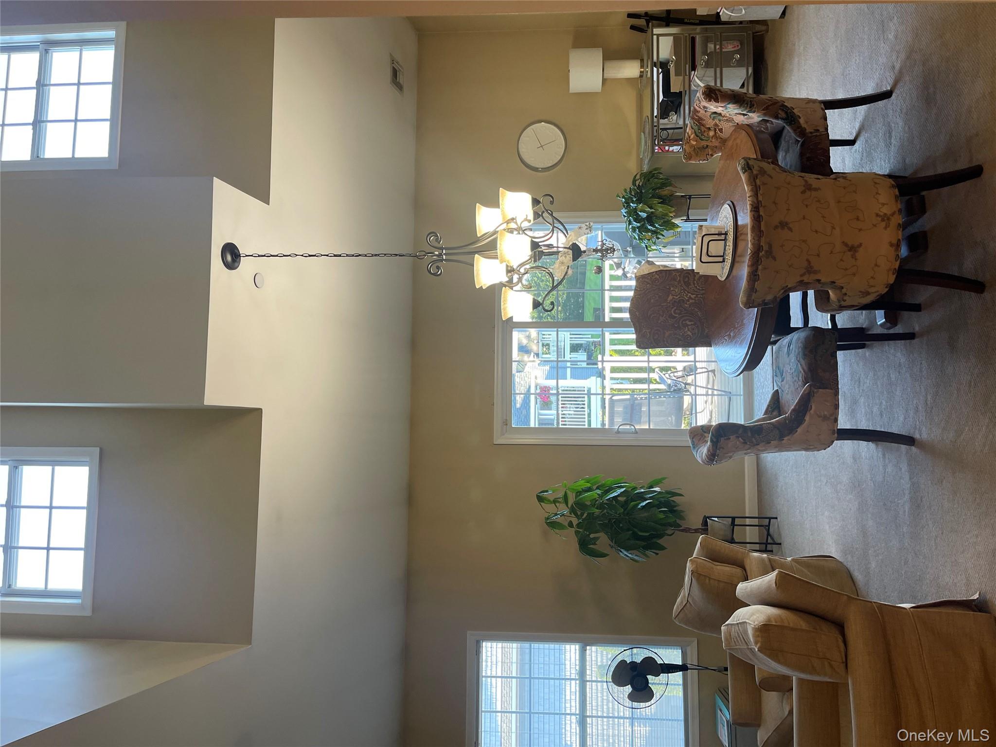 23 Nicole, Copiague, NY 11726