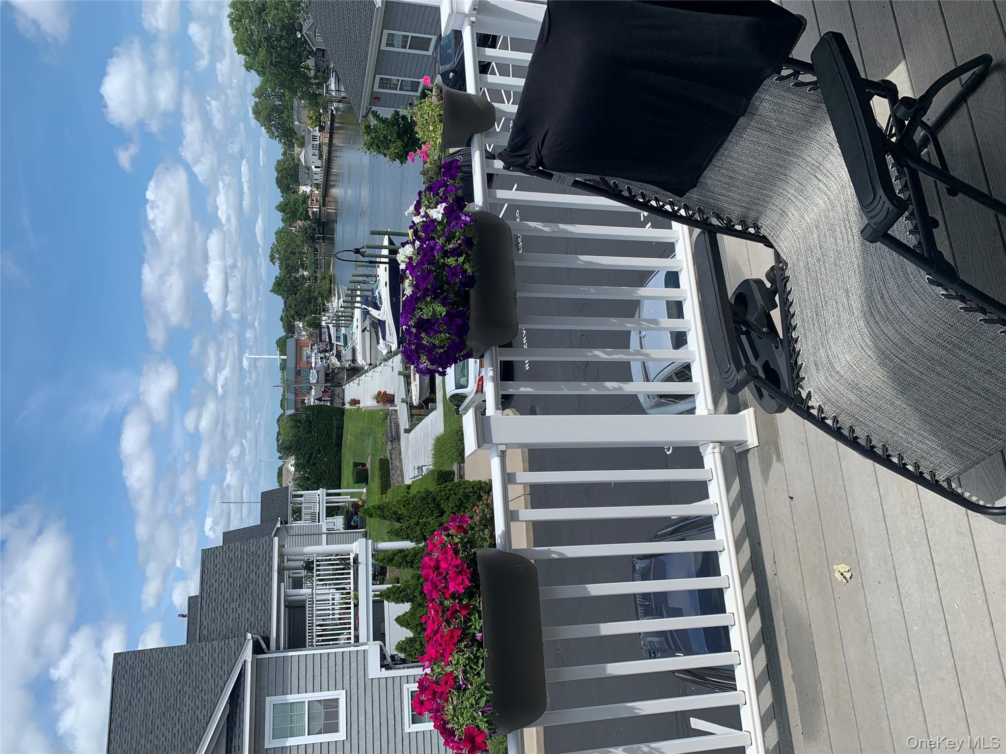 23 Nicole, Copiague, NY 11726