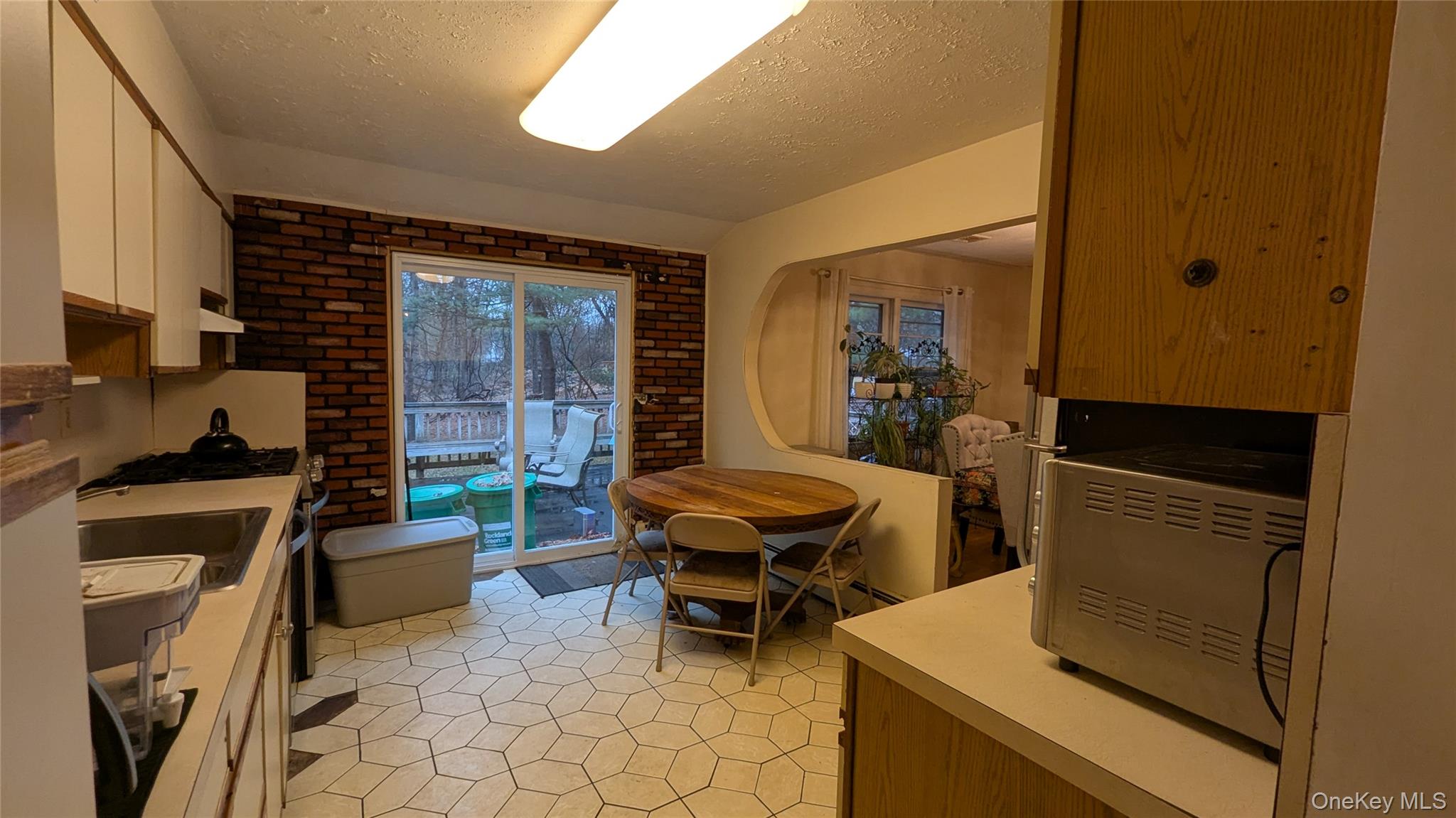 135 Sunset Road, Blauvelt, NY 10913