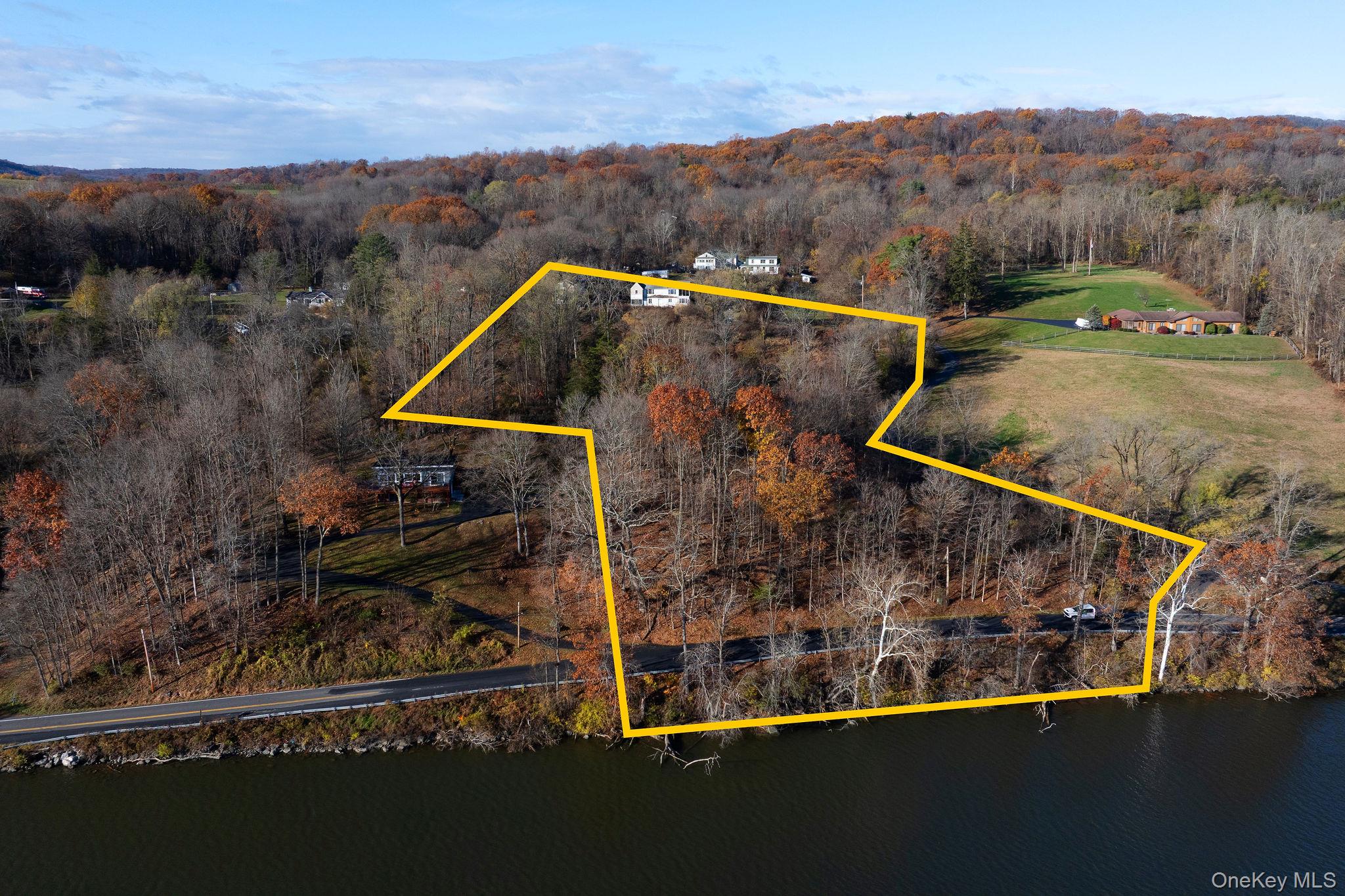 5 AND 7 Riverhill Court, Esopus, NY 12429