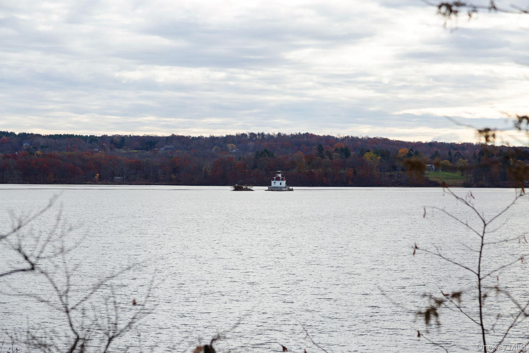 5 AND 7 Riverhill Court, Esopus, NY 12429