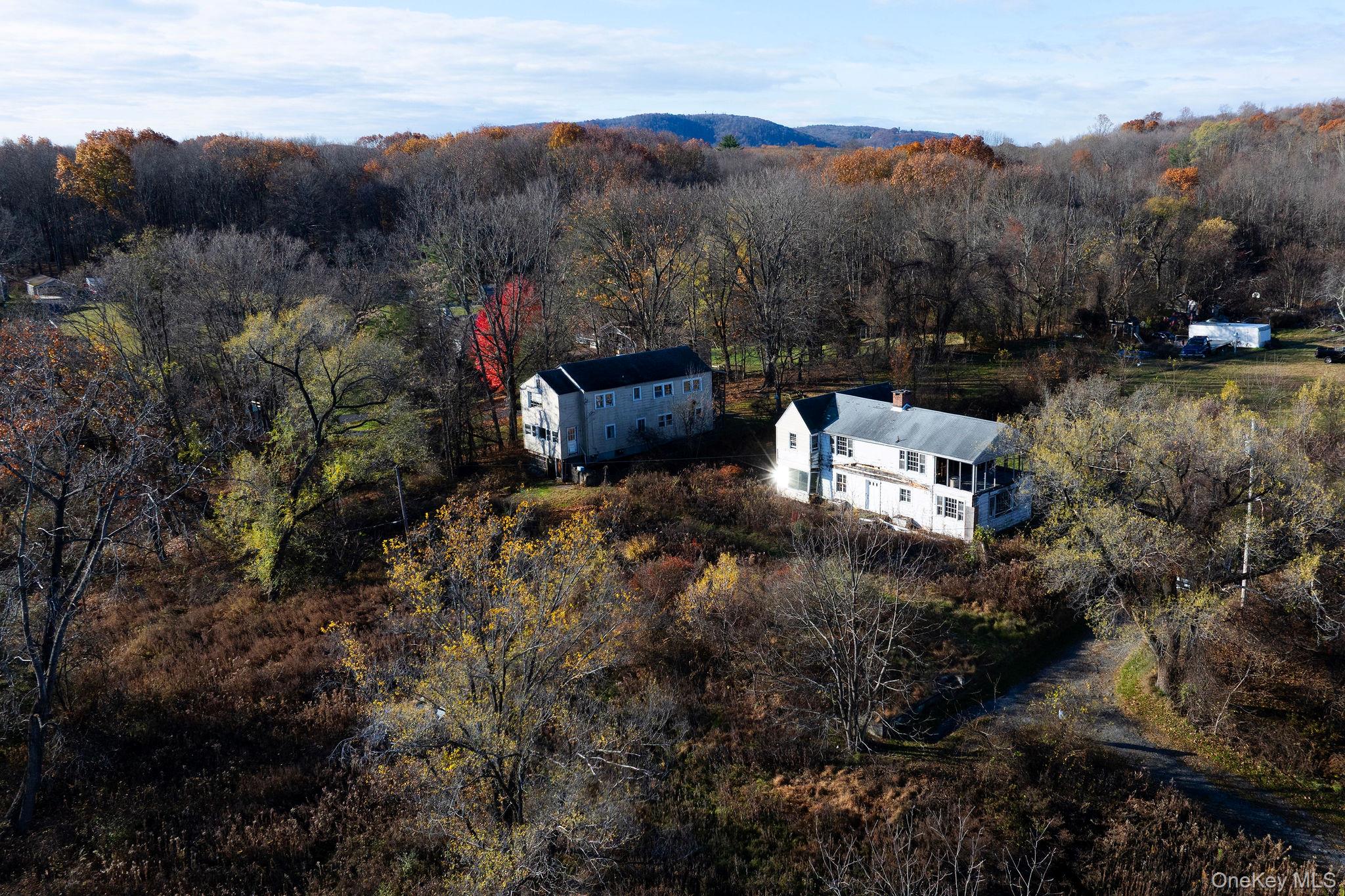 5 AND 7 Riverhill Court, Esopus, NY 12429