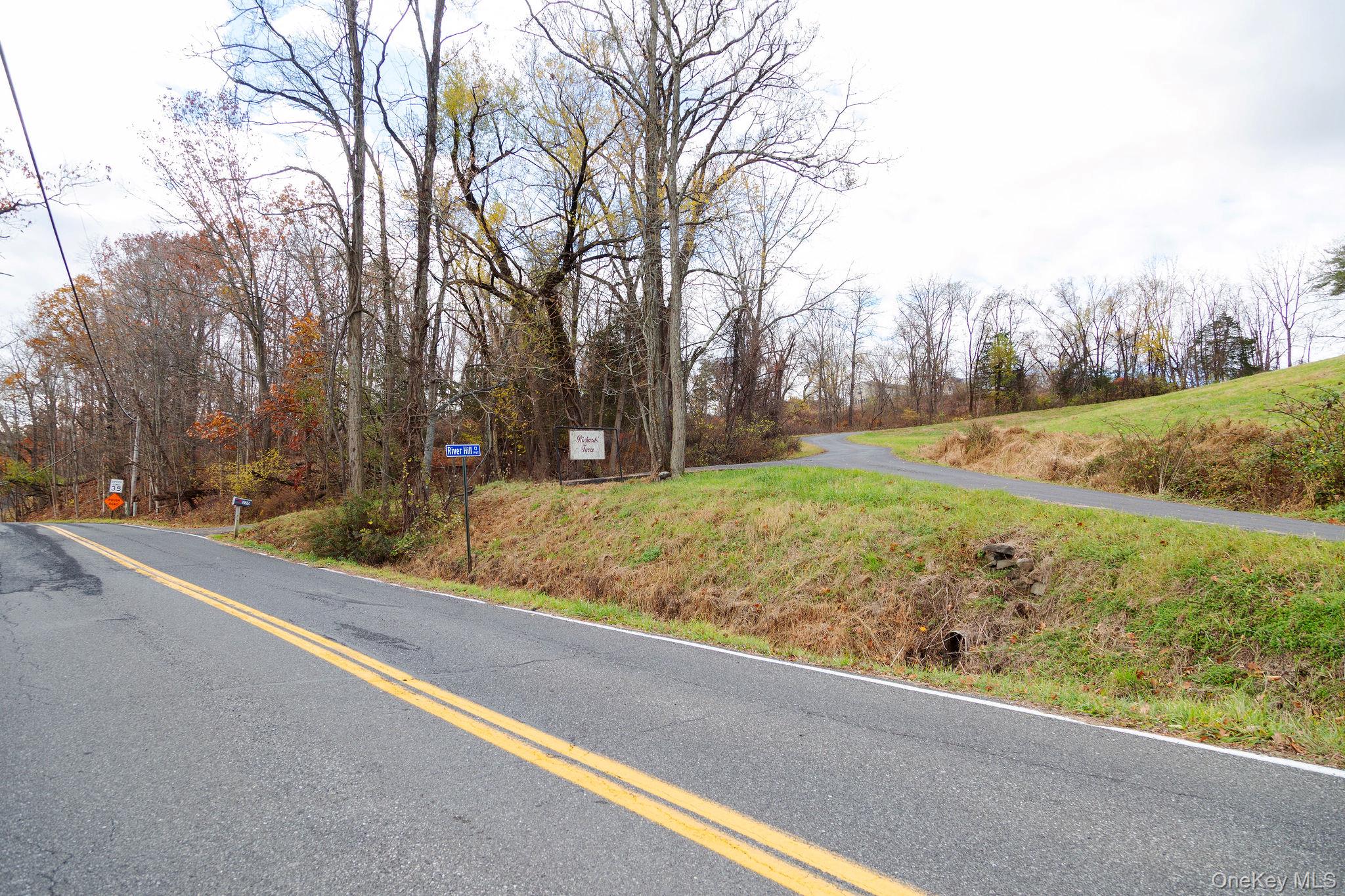 5 AND 7 Riverhill Court, Esopus, NY 12429