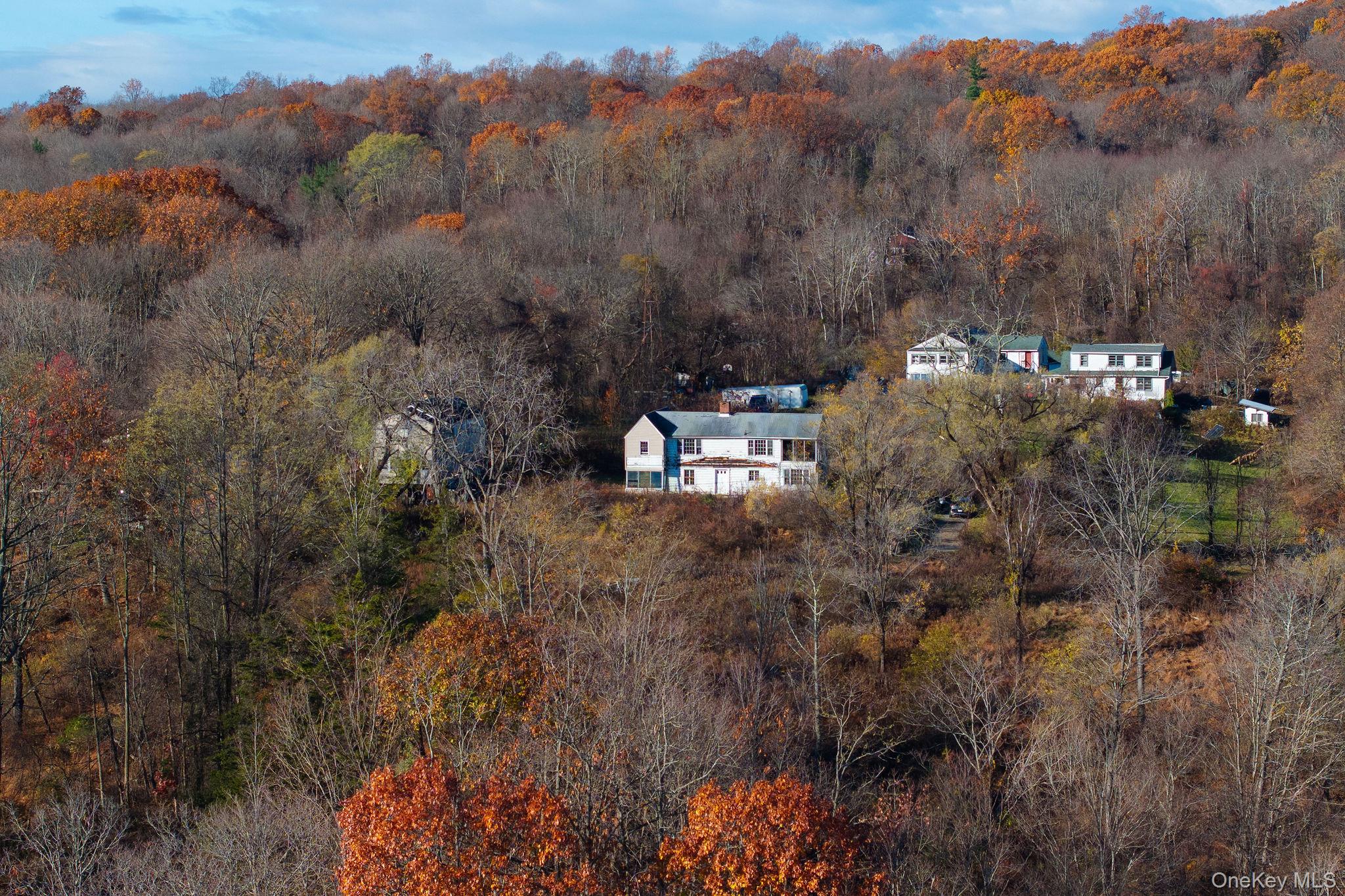 5 AND 7 Riverhill Court, Esopus, NY 12429