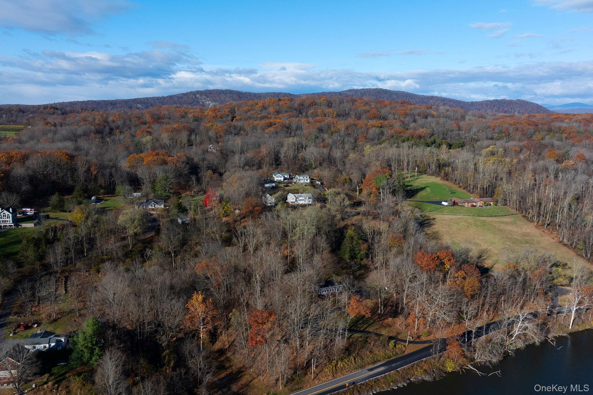 5 AND 7 Riverhill Court, Esopus, NY 12429