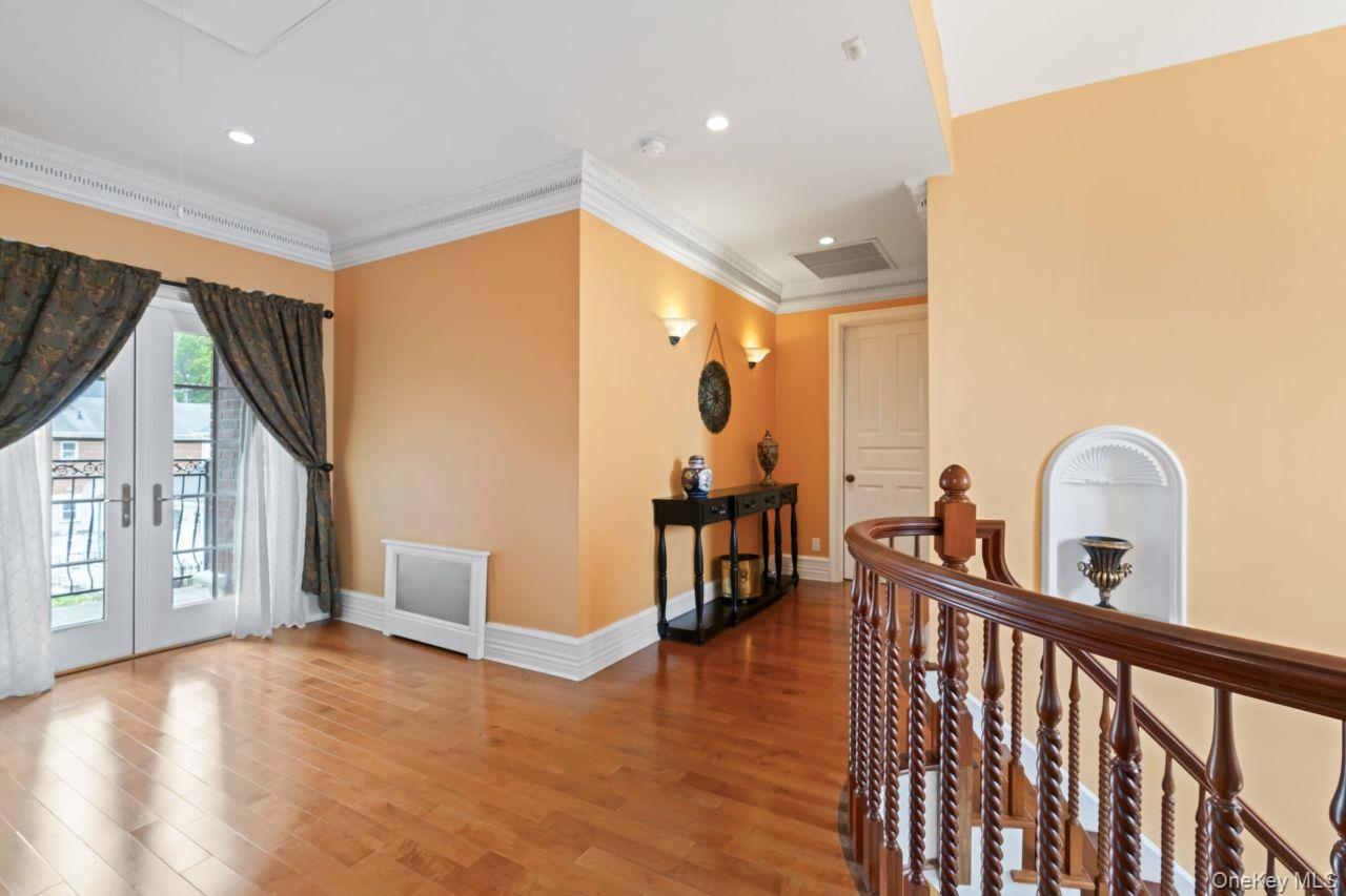 14910 7th Avenue, Whitestone, NY 11357