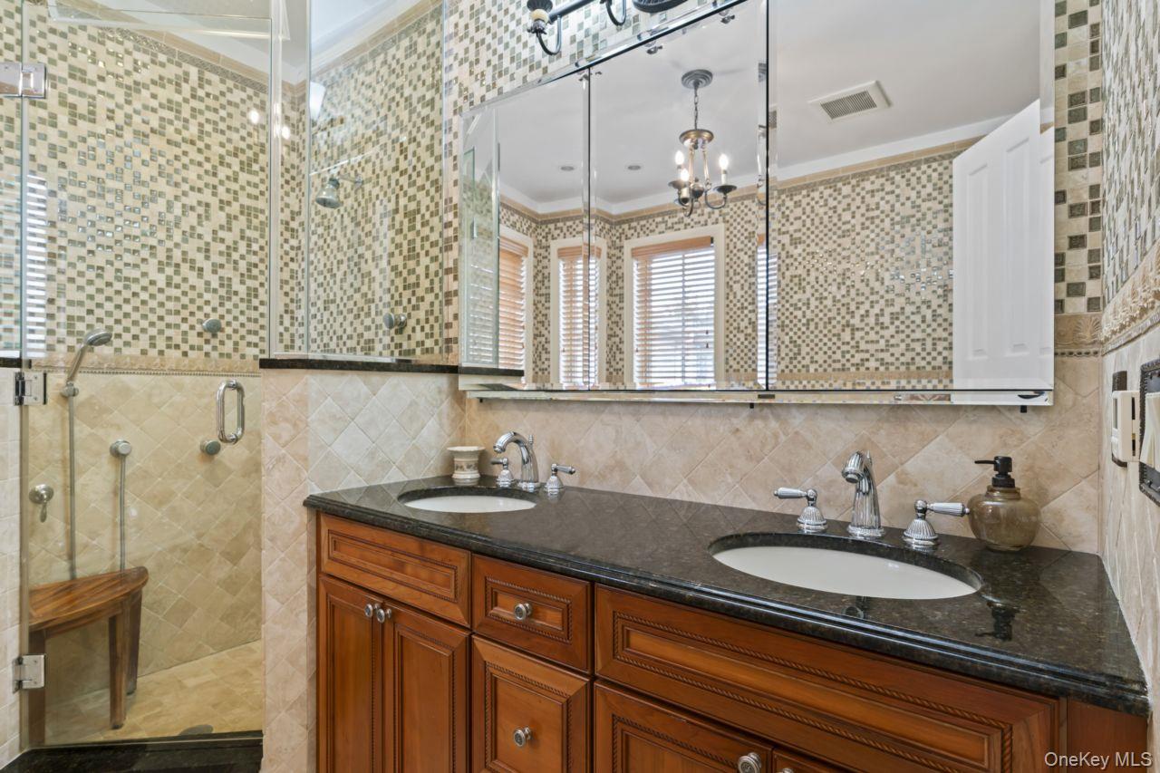 14910 7th Avenue, Whitestone, NY 11357