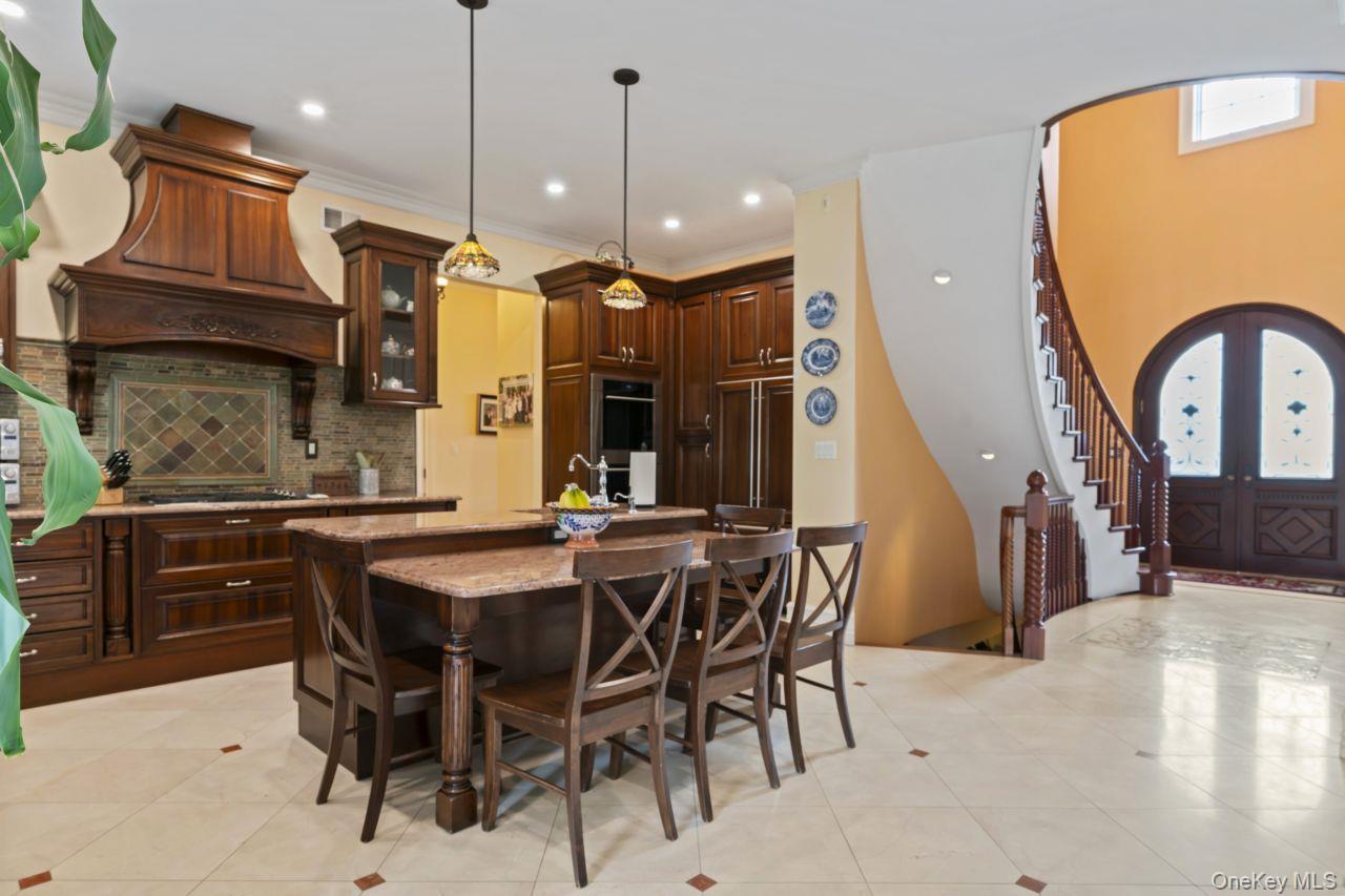 14910 7th Avenue, Whitestone, NY 11357