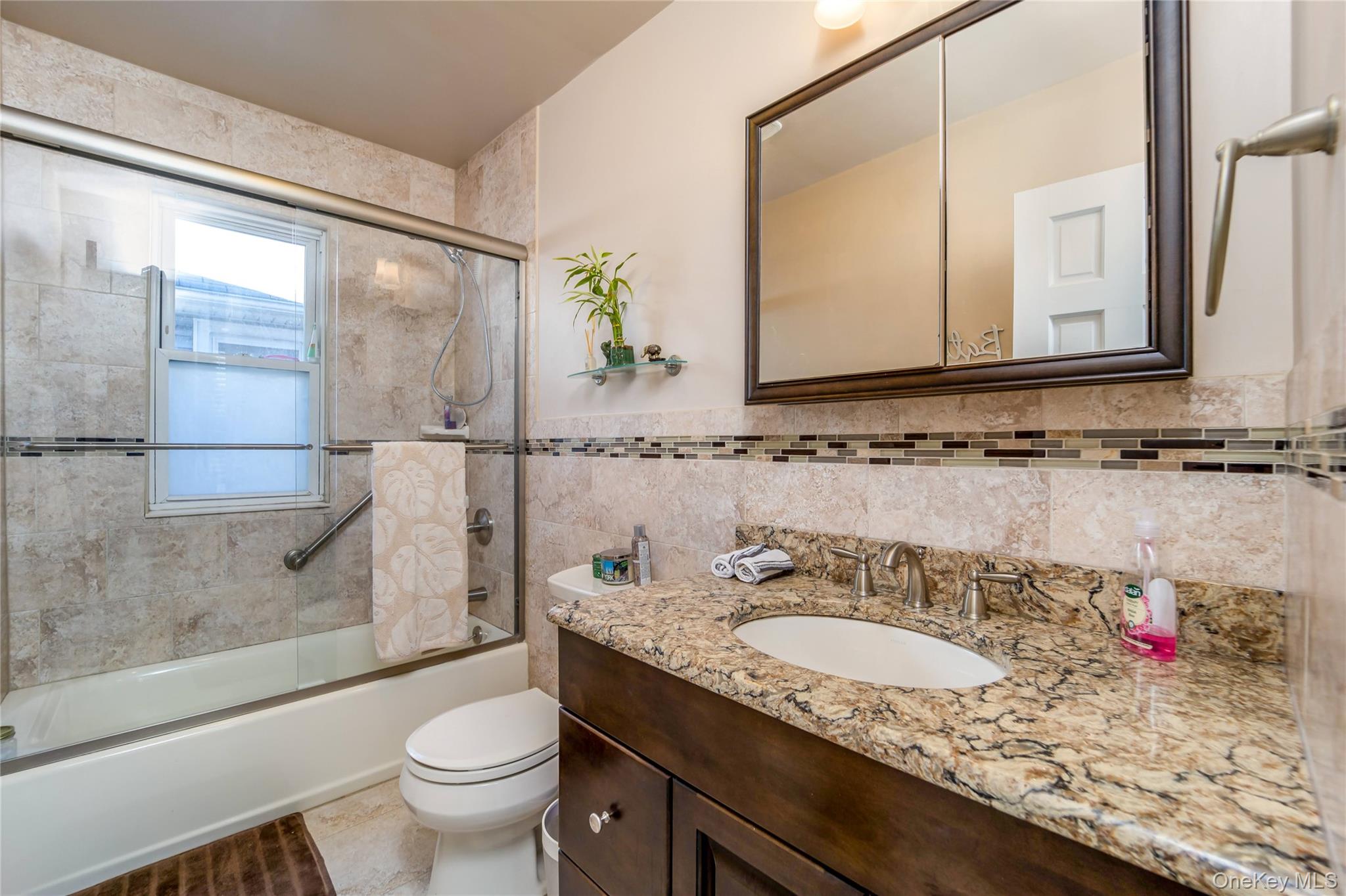 92-57 246th Street, Floral Park, NY 11001