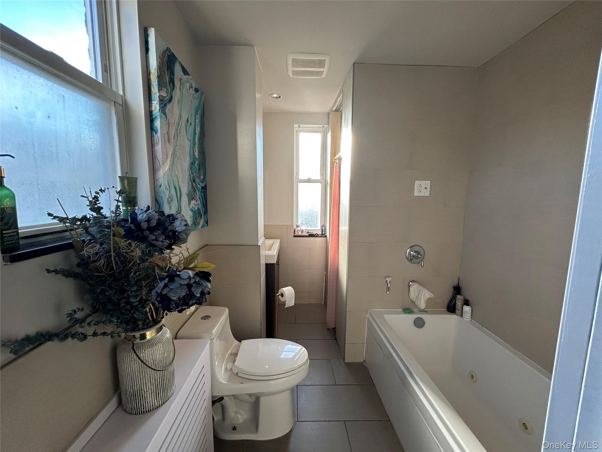 1039 Calhoun Avenue, Bronx, NY 10465