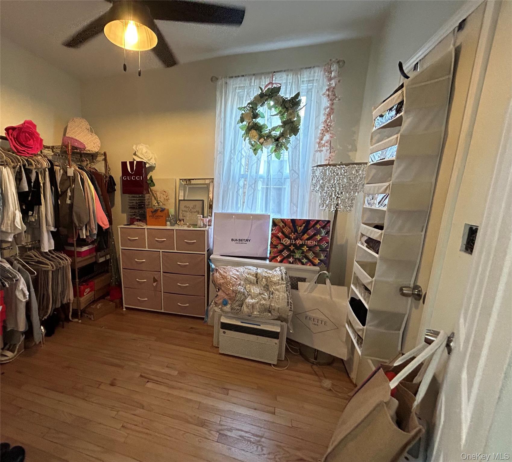 1039 Calhoun Avenue, Bronx, NY 10465