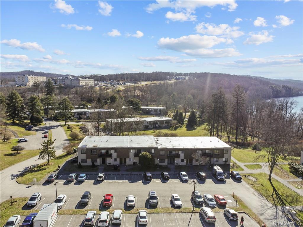305 Vista On The Lake, Carmel, NY 10512