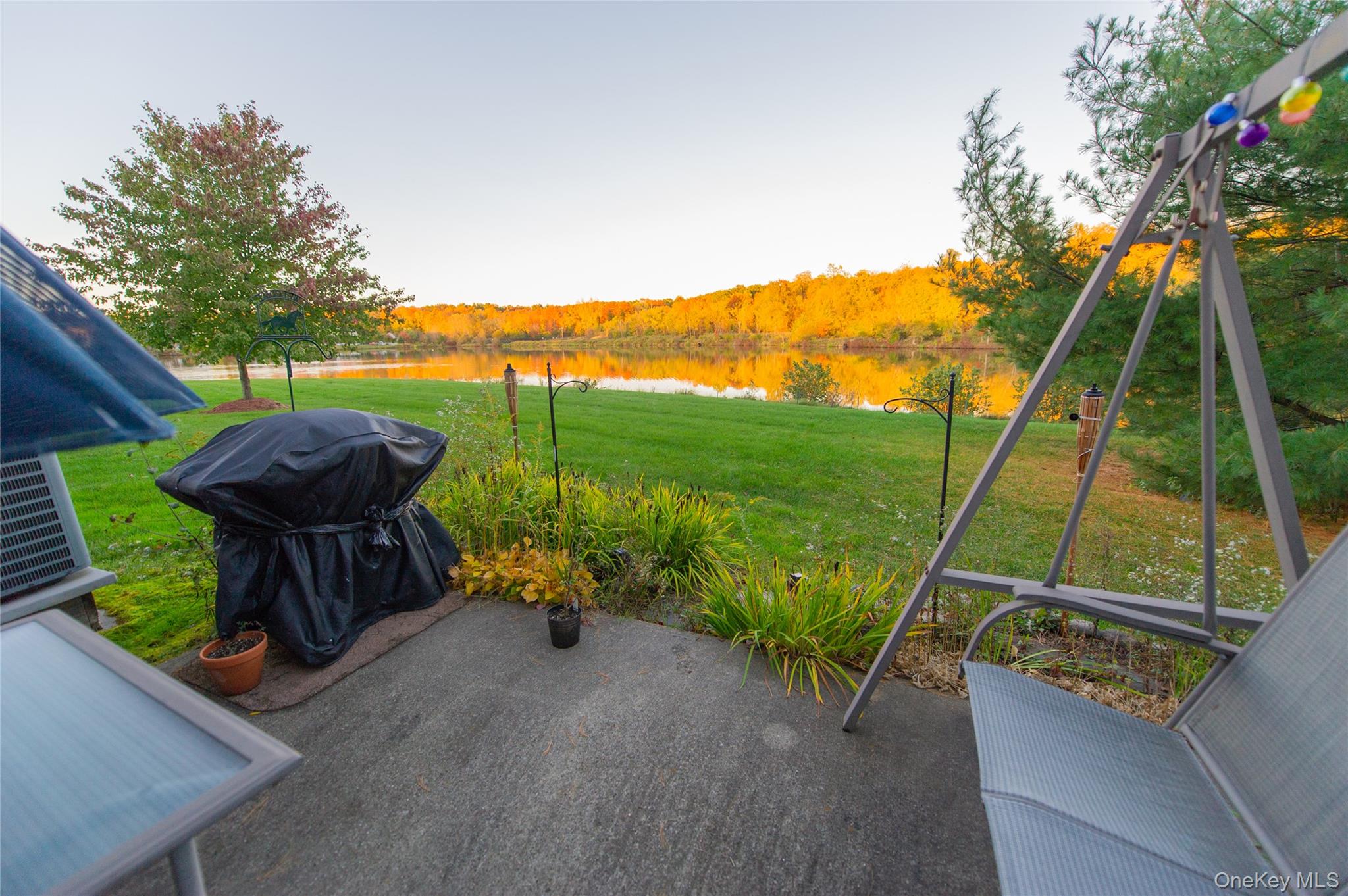 87 Kensington Way, Middletown, NY 10940