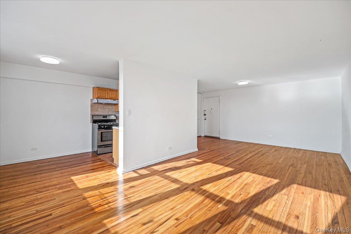 3425 150th Pl # 4D, Flushing, NY 11354