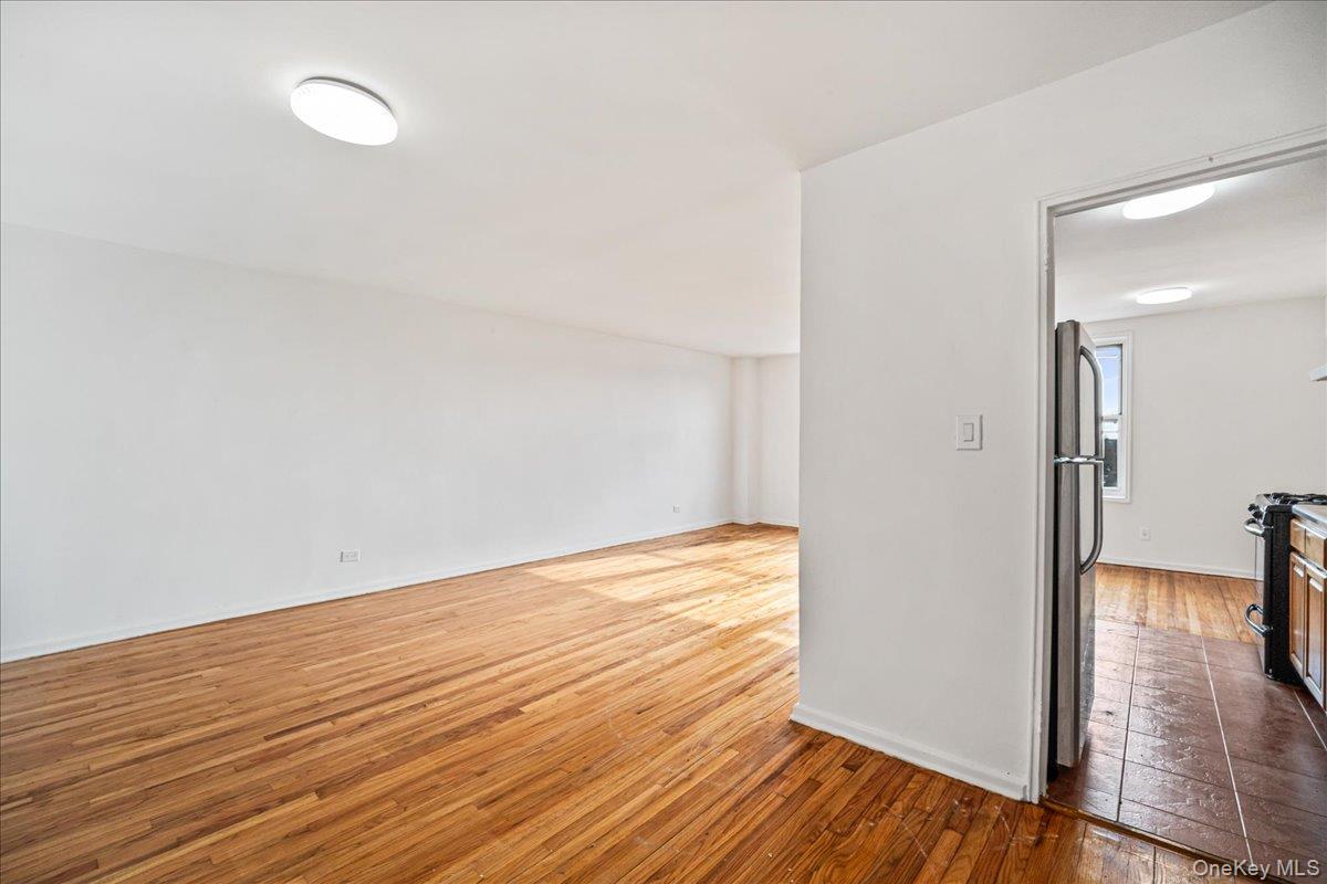 3425 150th Pl # 4D, Flushing, NY 11354
