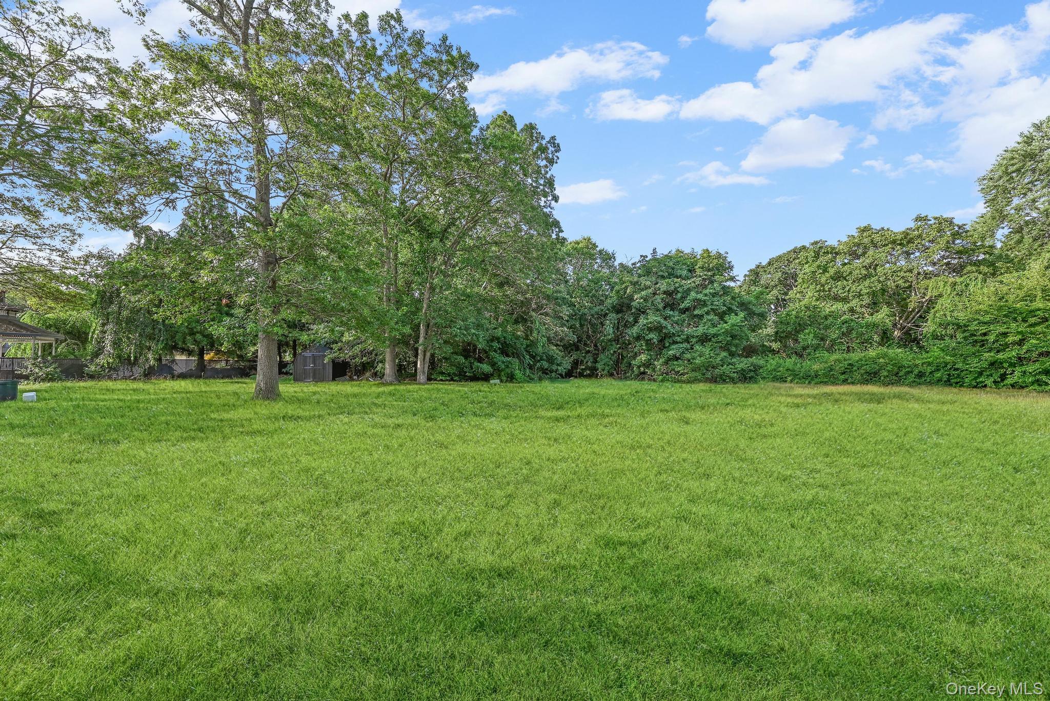 4 Wintergreen Drive, Melville, NY 11747