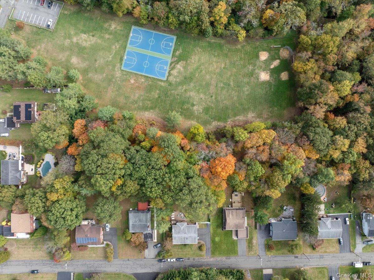 107 Tennyson Drive, Nanuet, NY 10954