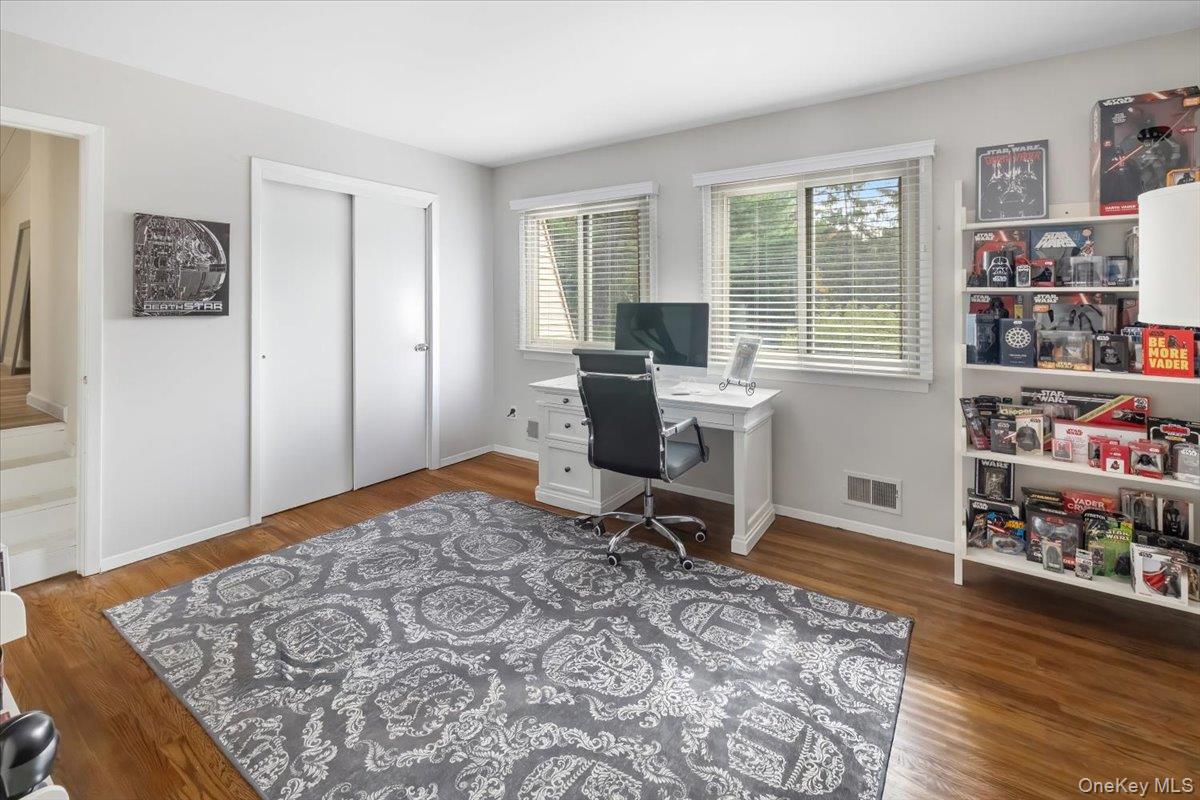 107 Tennyson Drive, Nanuet, NY 10954