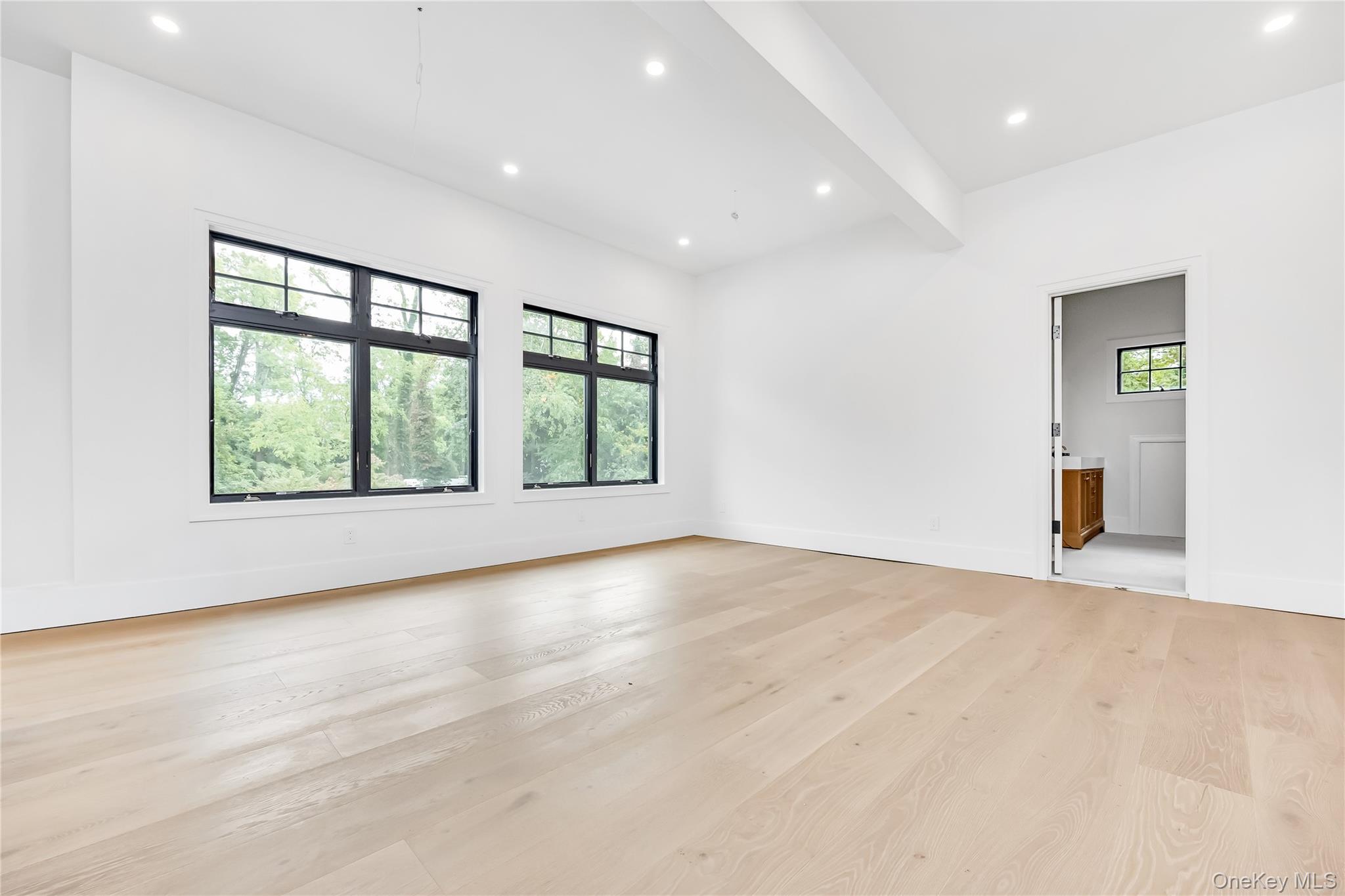 523 Long Beach Road, Nissequogue, NY 11780