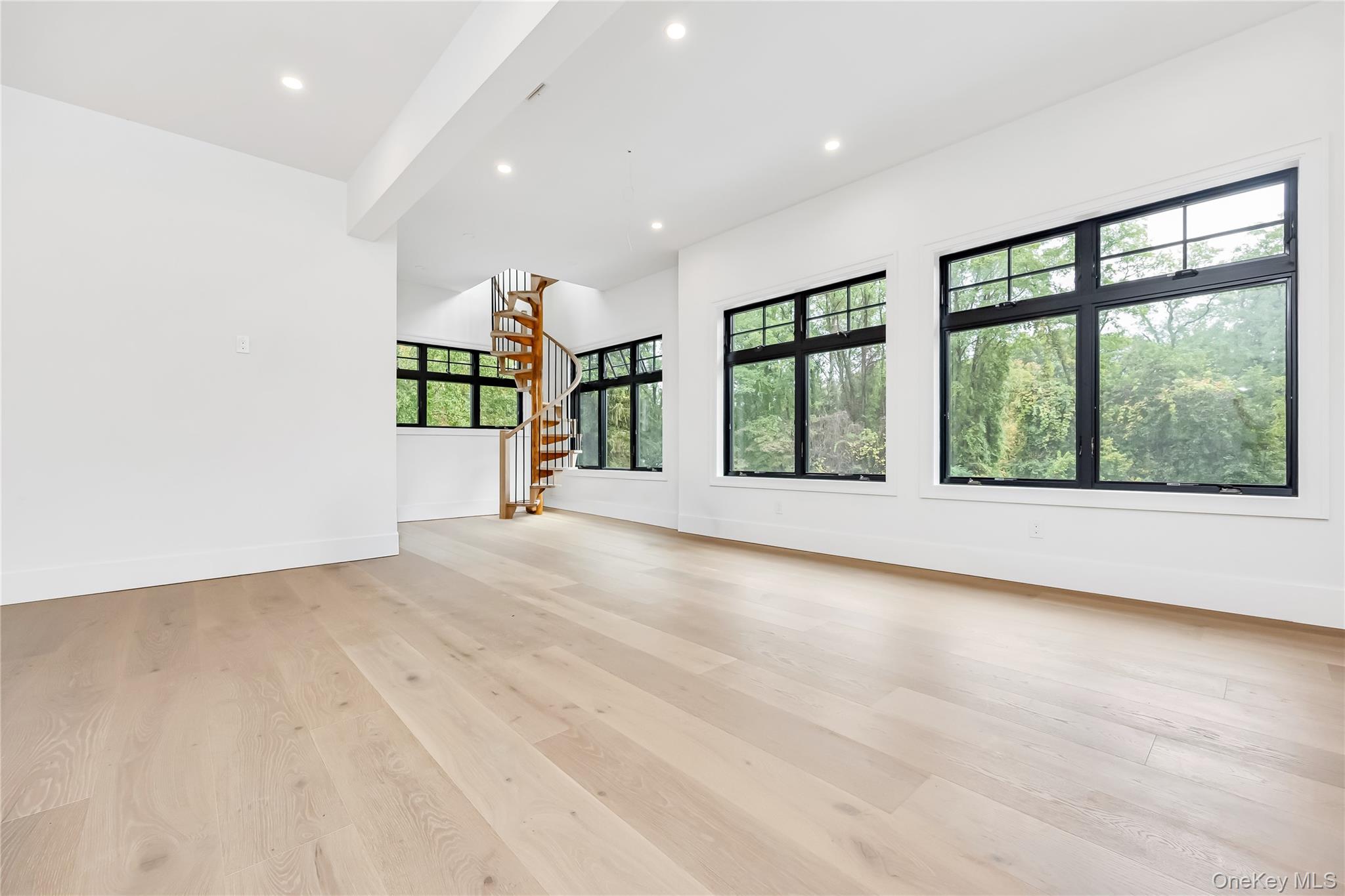 523 Long Beach Road, Nissequogue, NY 11780