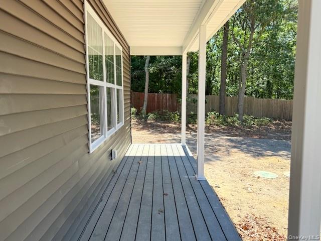 120 River Road, Shirley, NY 11967