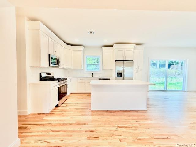 120 River Road, Shirley, NY 11967