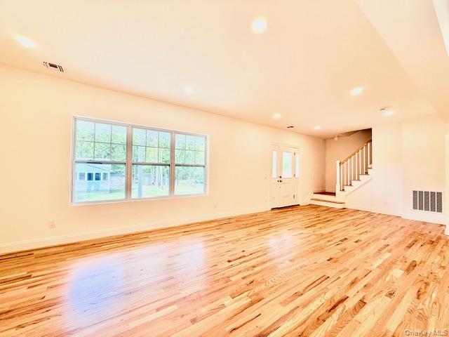 120 River Road, Shirley, NY 11967