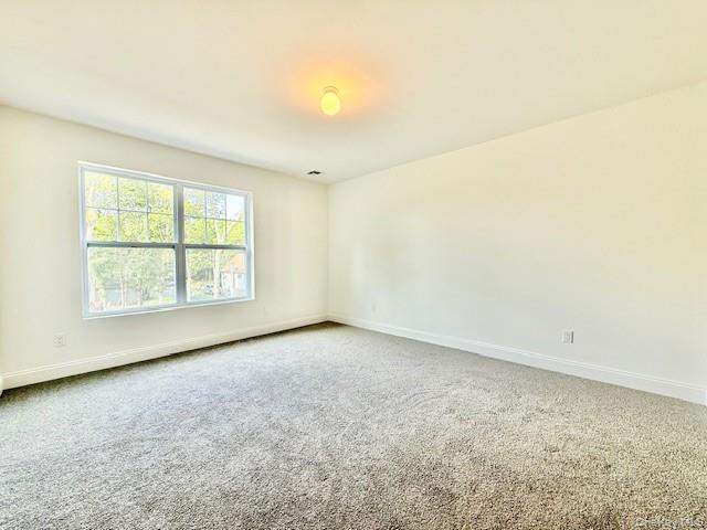 120 River Road, Shirley, NY 11967