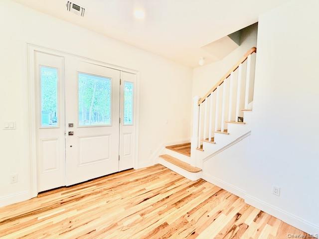 120 River Road, Shirley, NY 11967