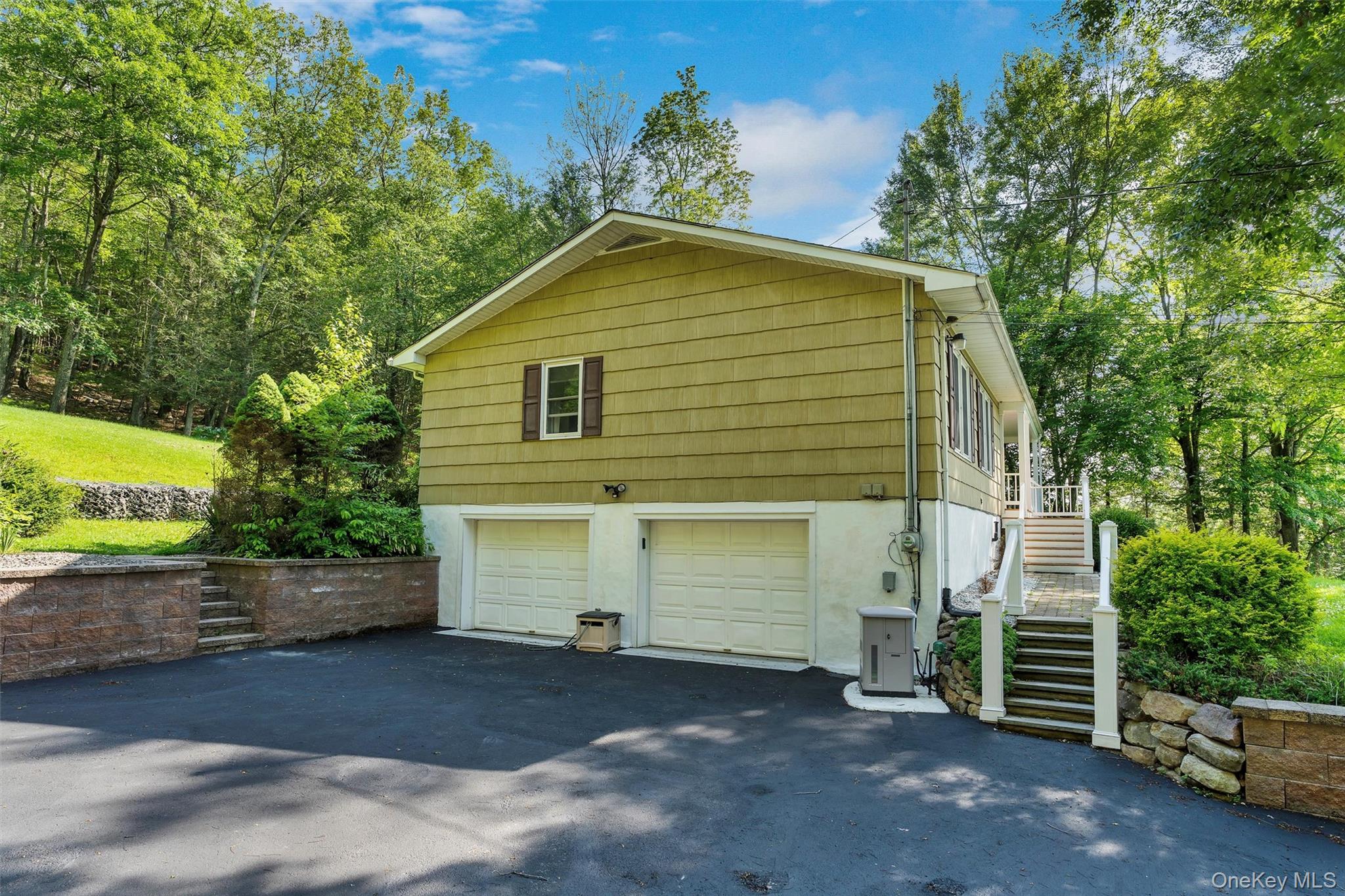 1051 South Road, Wurtsboro, NY 12790