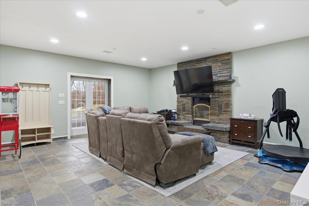 627 Green Lake Road, Catskill, NY 12015