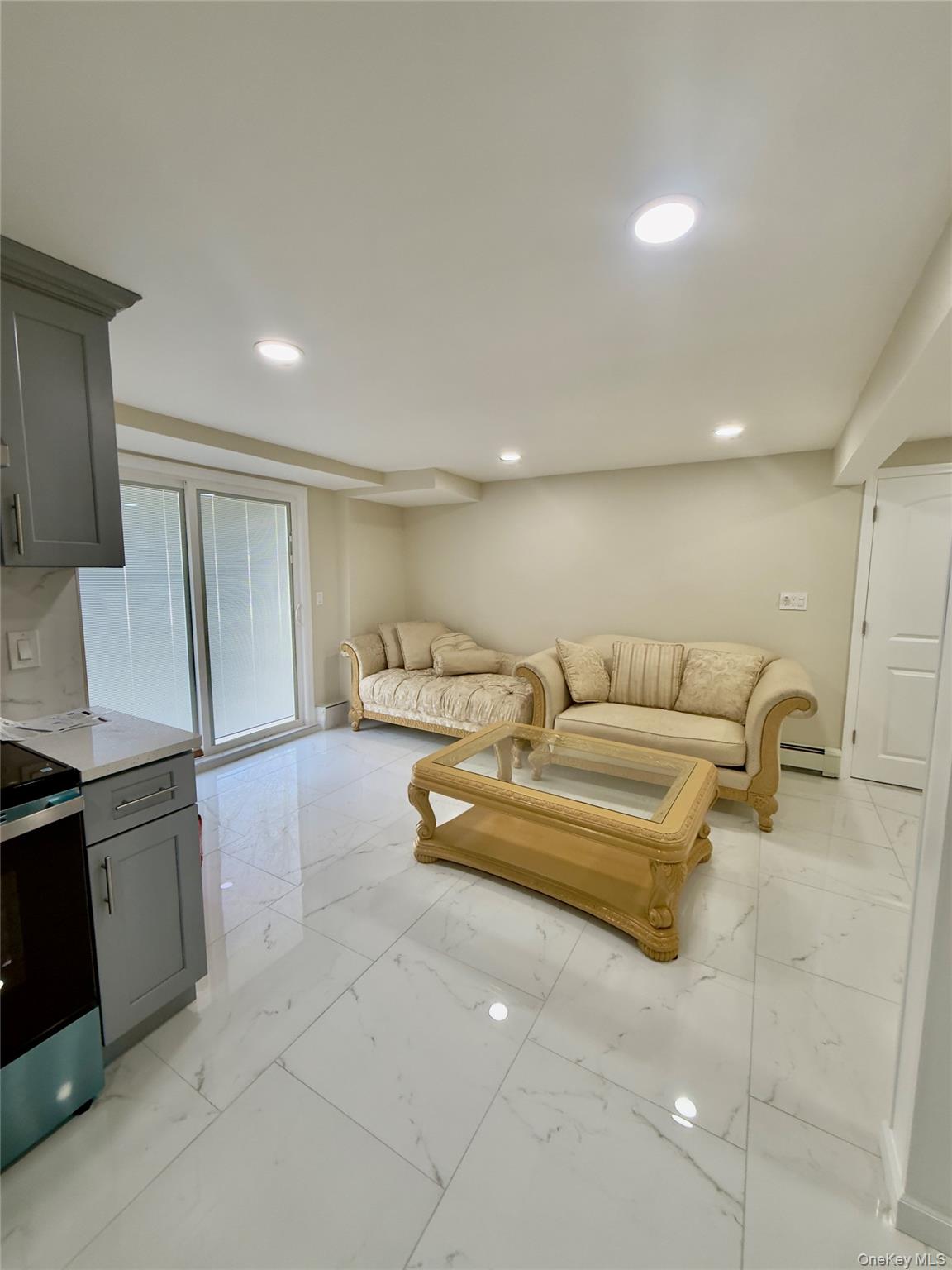 - Paula Street # First Floor, Hicksville, NY 11801