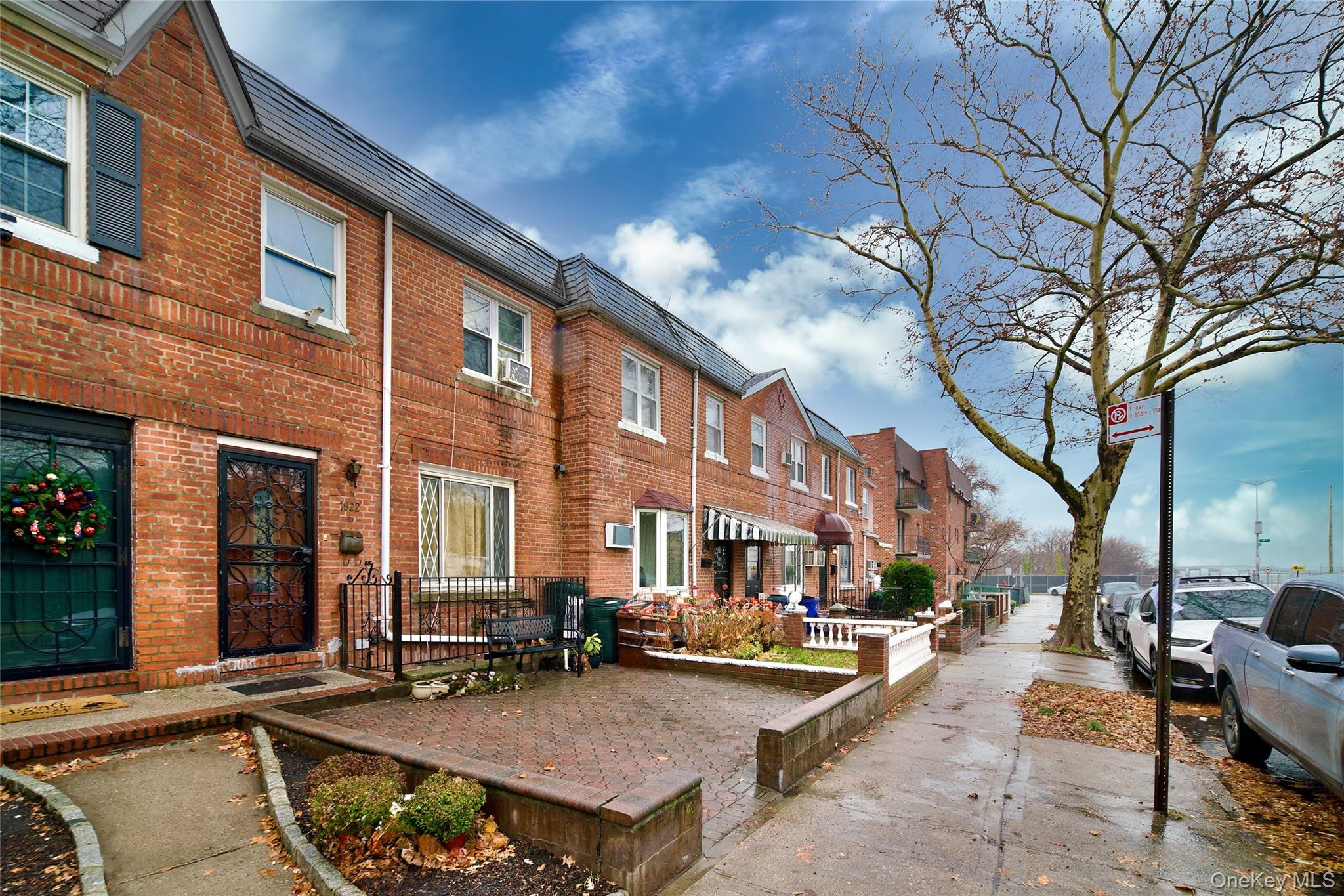 19-22 81 Street, East Elmhurst, NY 11370